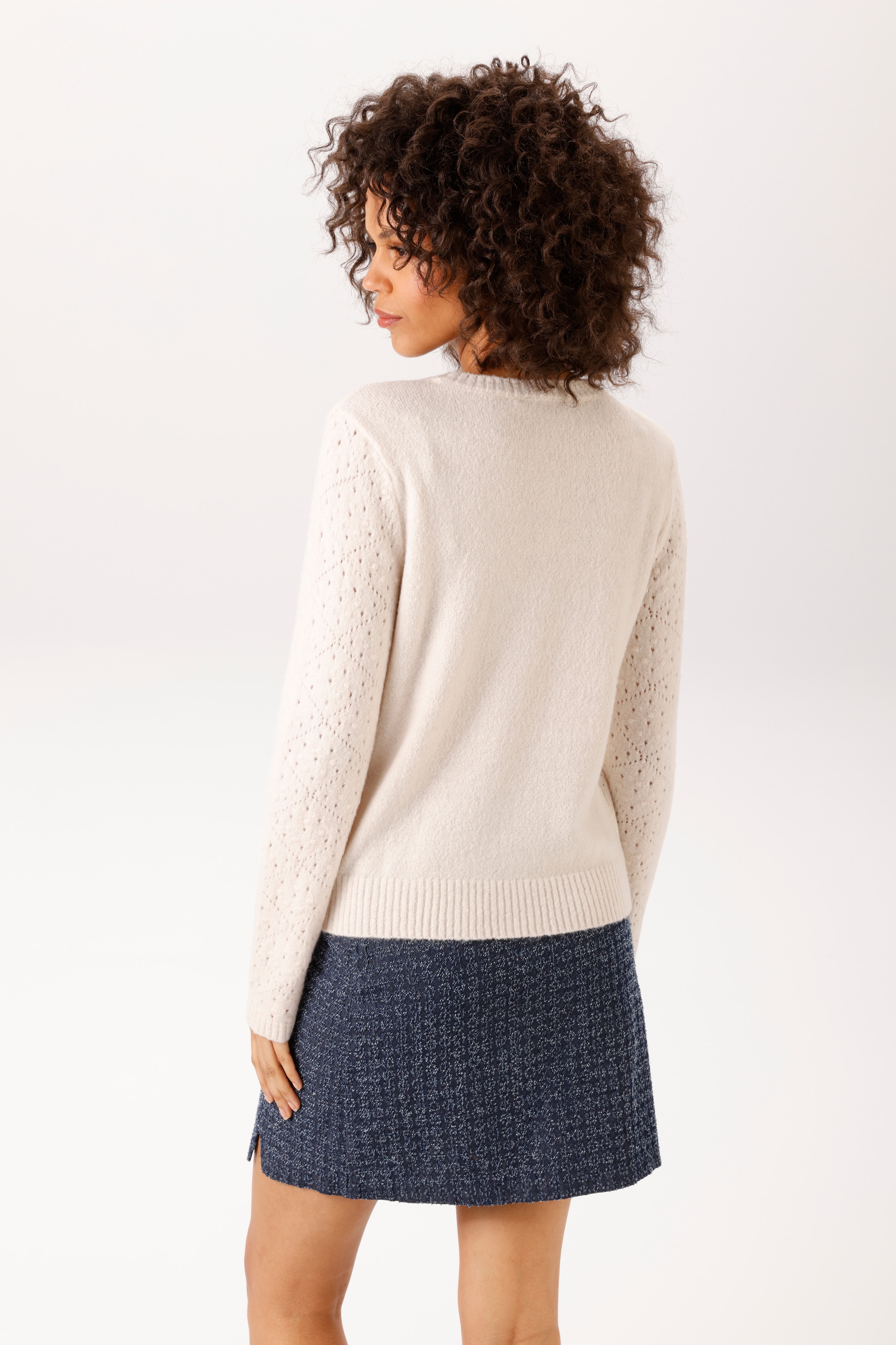 Aniston CASUAL Strickpullover im Ajour-Muster und kleinen, eingestrickten Quadraten- NEUE KOLLEKTION