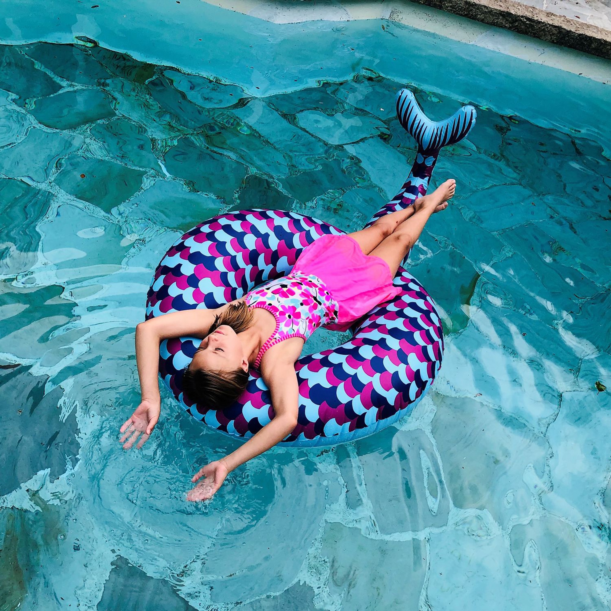 YEAZ Luftmatratze »Schwimmring RING SERIE - MERMAID TAIL«