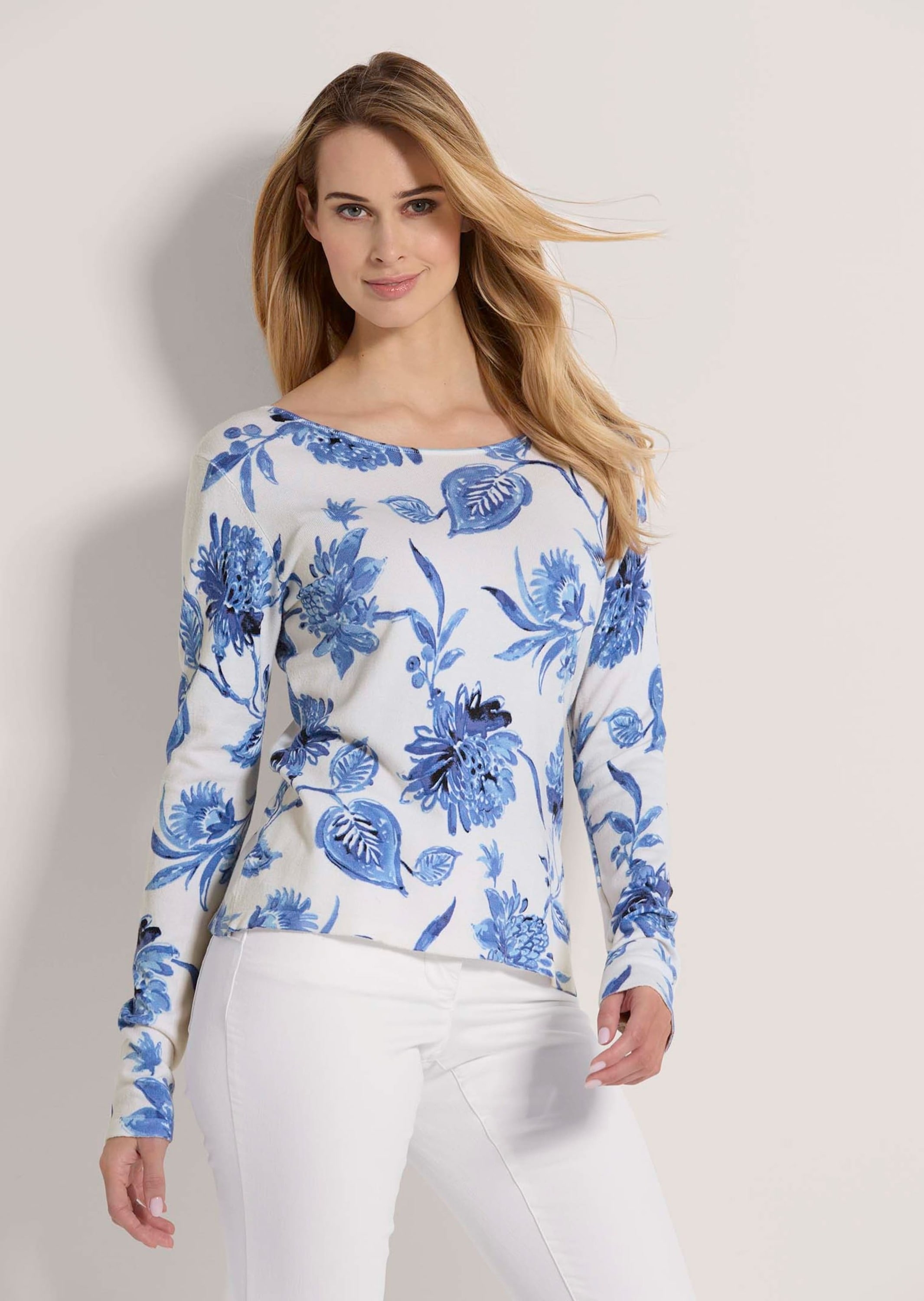 MADELEINE Longpullover »Pullover Rundhals-Pullover mit Floral-Print«