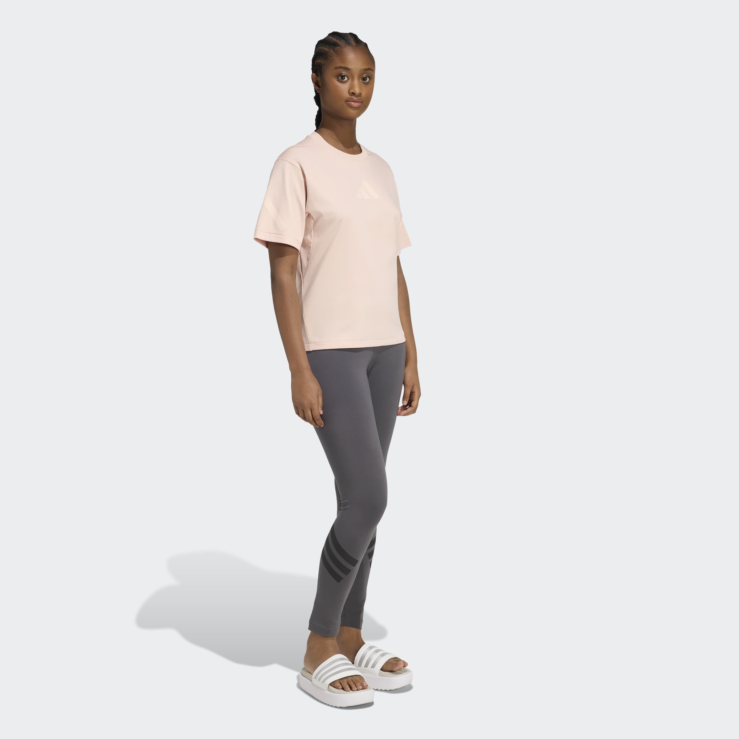 adidas Sportswear T-Shirt »W Z.N.E. TEE« für Erwachsene, mit Rundhalsausschnitt, ohne Verschluss, aus Baumwolle