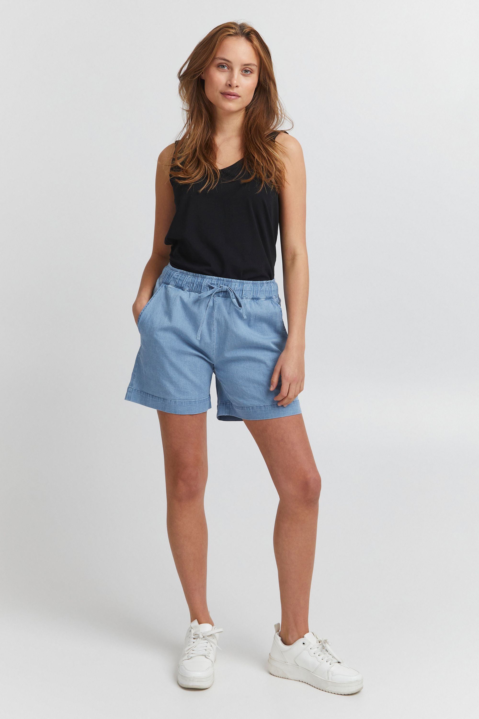 Thumbnail - OXMO Shorts "Jeansshorts OXLillith"