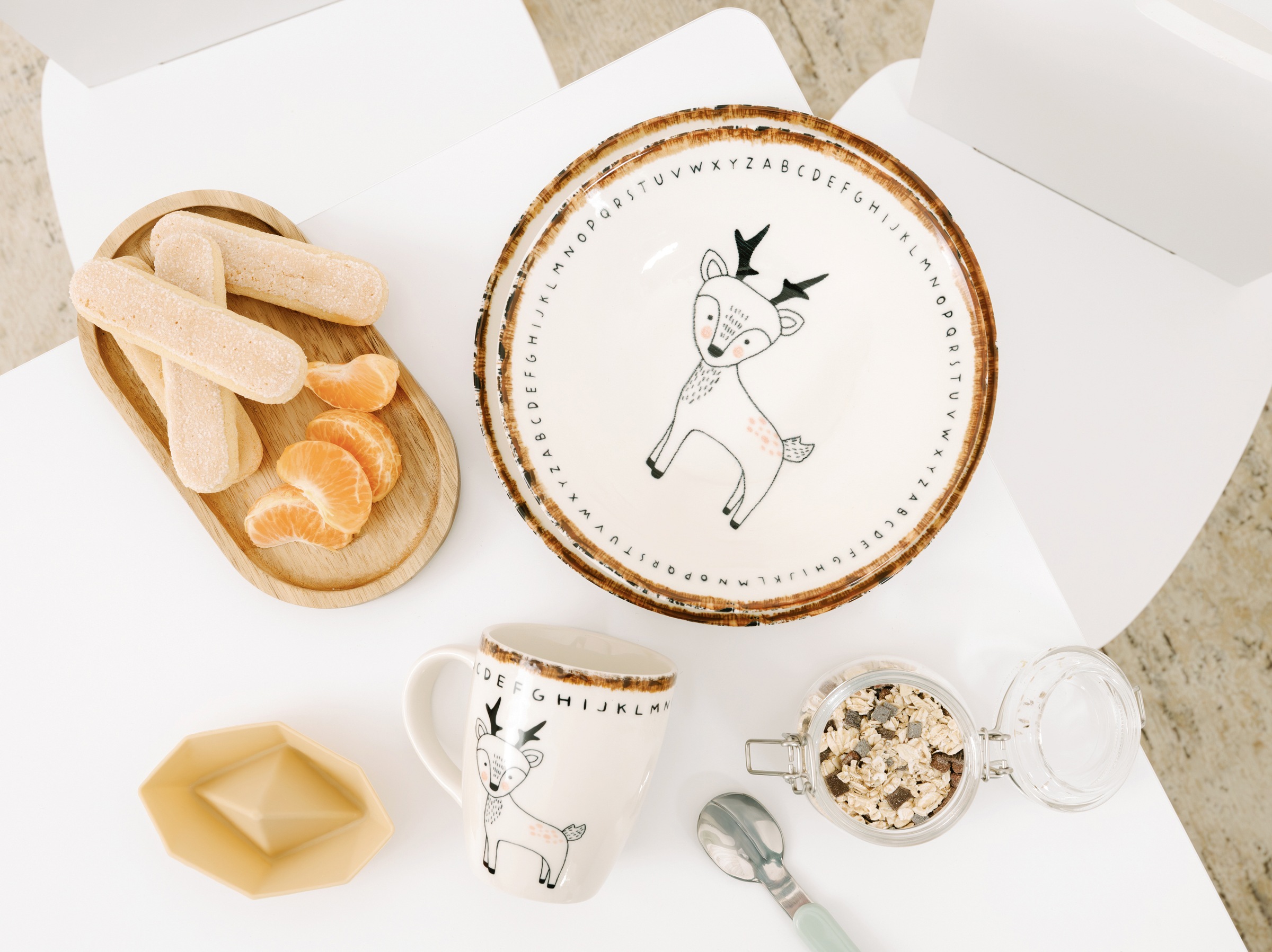 CreaTable Kindergeschirr-Set »Freunde des Waldes Reh, Kinder Set 3-tlg.« Tiermotive, skandinavischer Stil, unregelmäßiger brauner Rand
