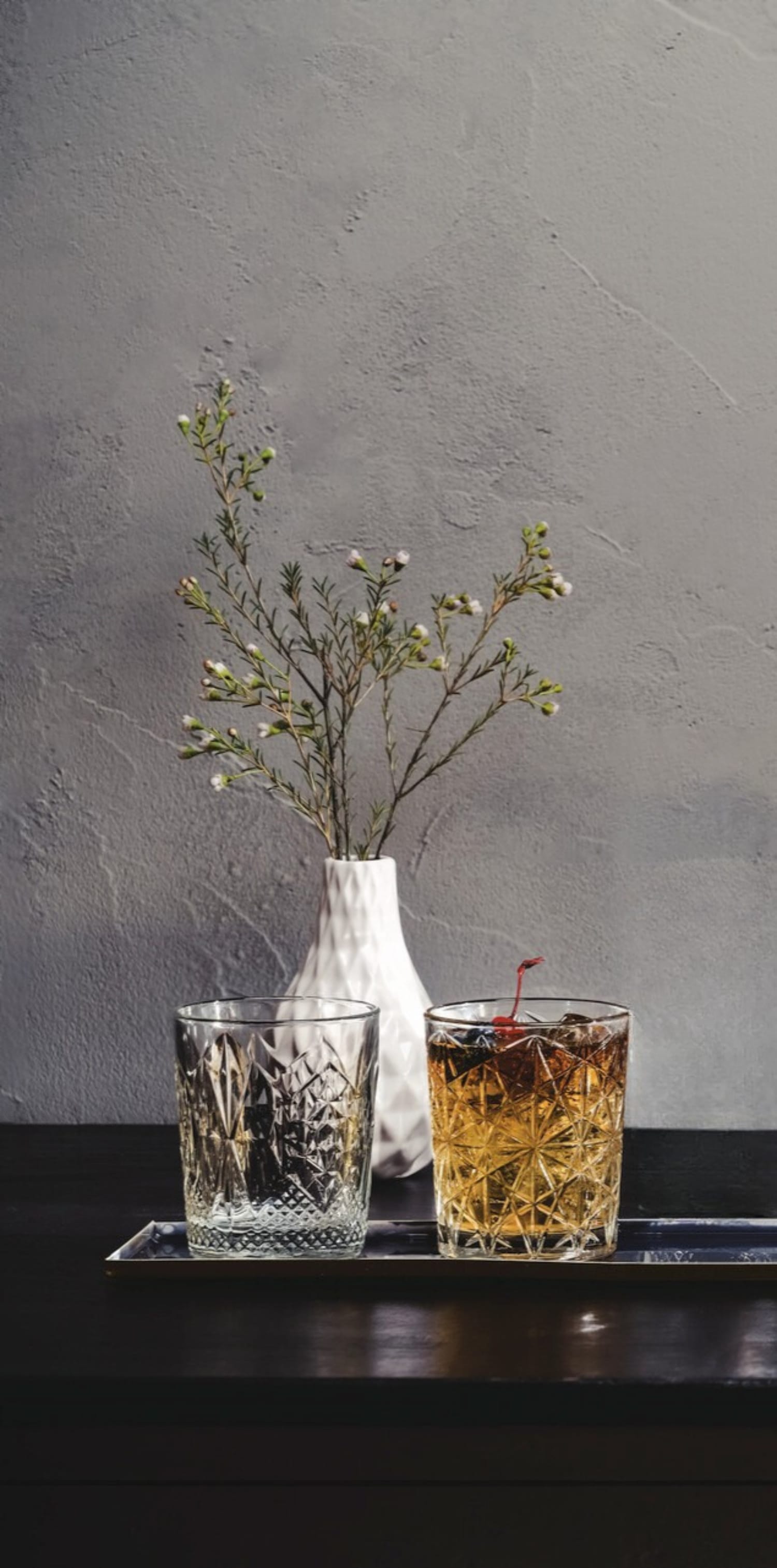 Bormioli Rocco Glas »Acqua Becher- Lounge, 27,5 cl, 4 Stück«, (Set, 4 tlg.), Strukturglas, spülmaschinengeeignet