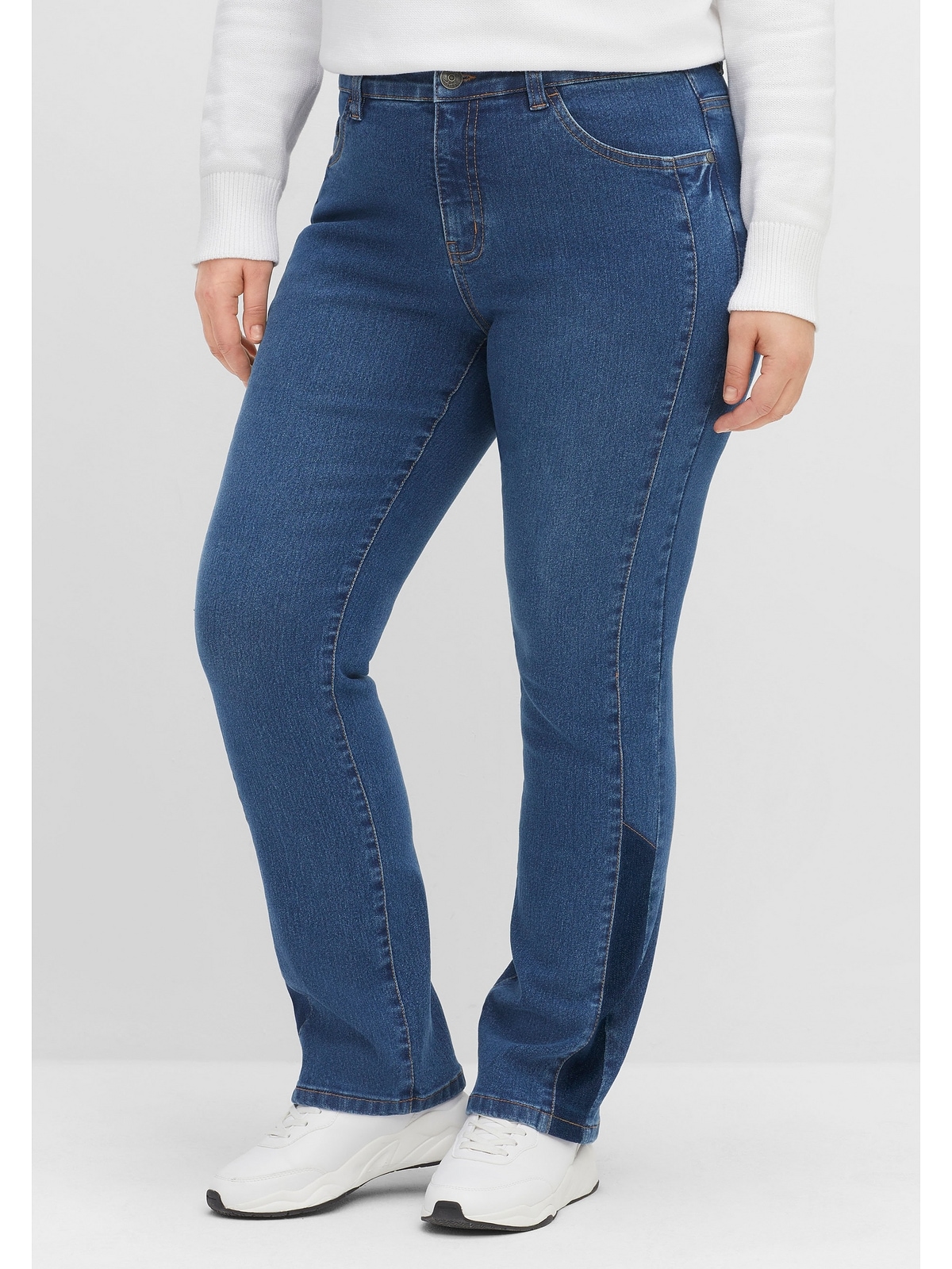 Sheego Gerade Jeans »Große Größen«, mit Kontrastdetails an Bein und Taschen