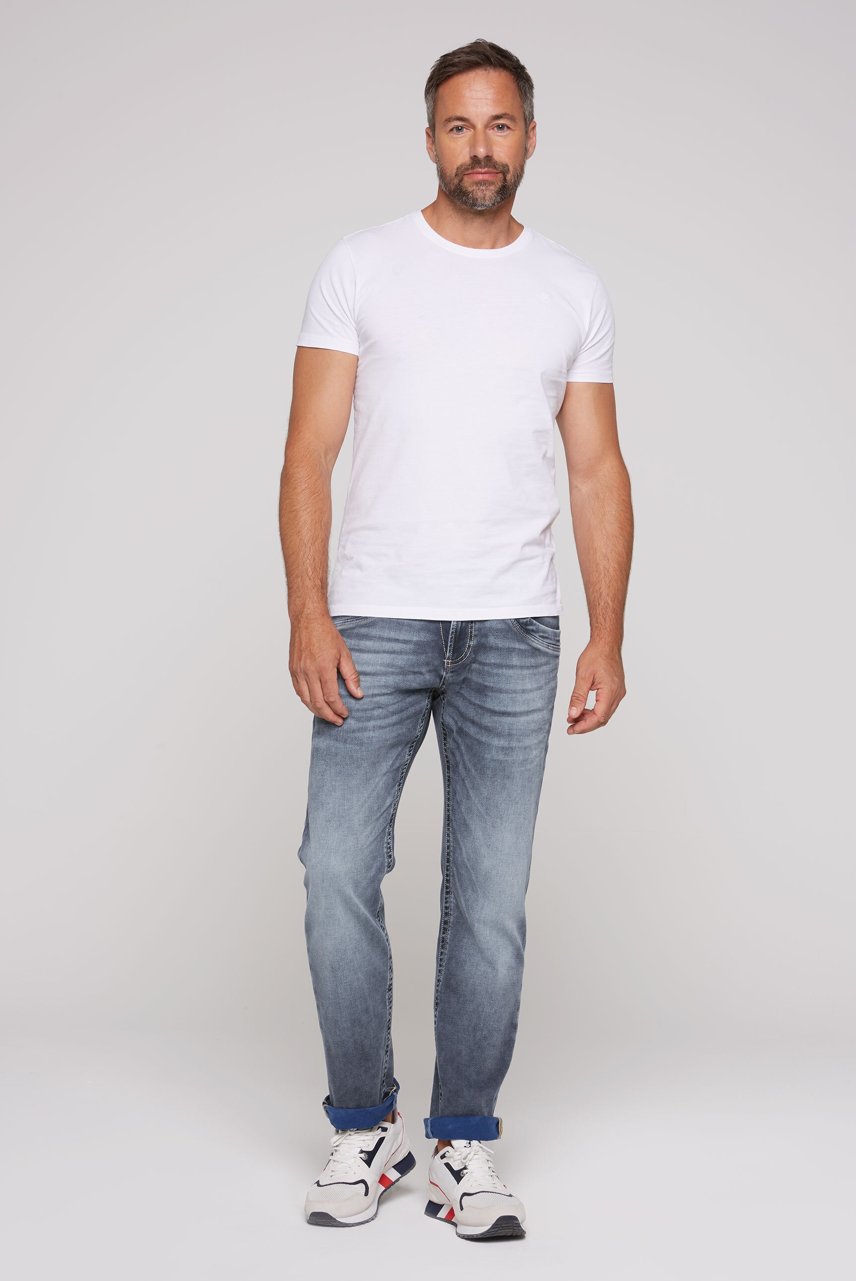 CAMP DAVID Regular-fit-Jeans, Verschluss mit Knopfleiste