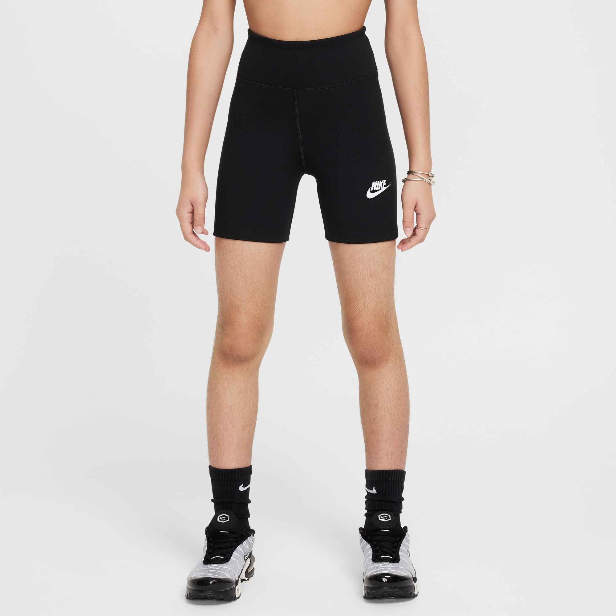 Nike Sportswear Shorts »Nike Sportswear Classic Girls' High-Waisted 5" Biker Shorts«  aus dickem, leichtem Material, mit hohem Taillenbund