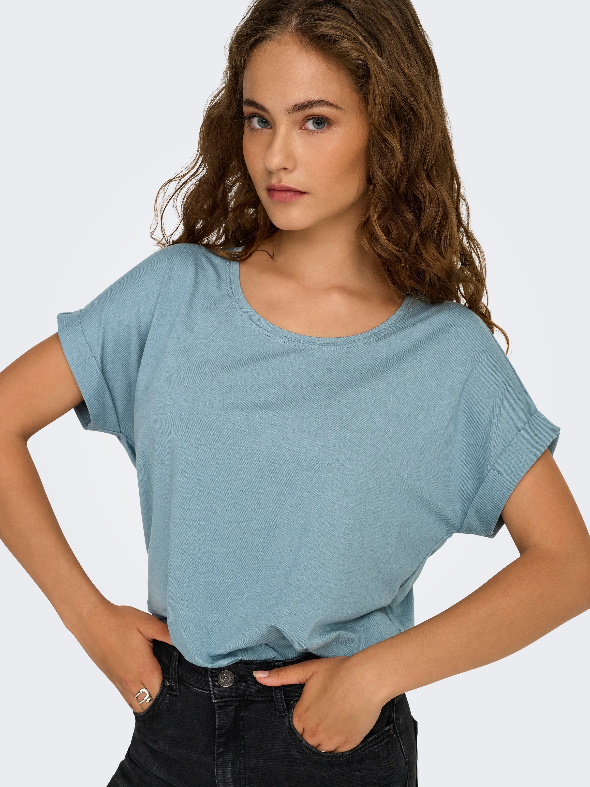 Kurzarmshirt ONLY "ONLMOLLY S/S O-NECK DOBBY TOP JRS", Damen, Gr. XS, winter sky, Jersey, Obermaterial: 80% Polyester, 20% Viskose, unifarben, regular fit normal, Rundhals, Shirts, Materialmix, regular fit, Rundhals 4