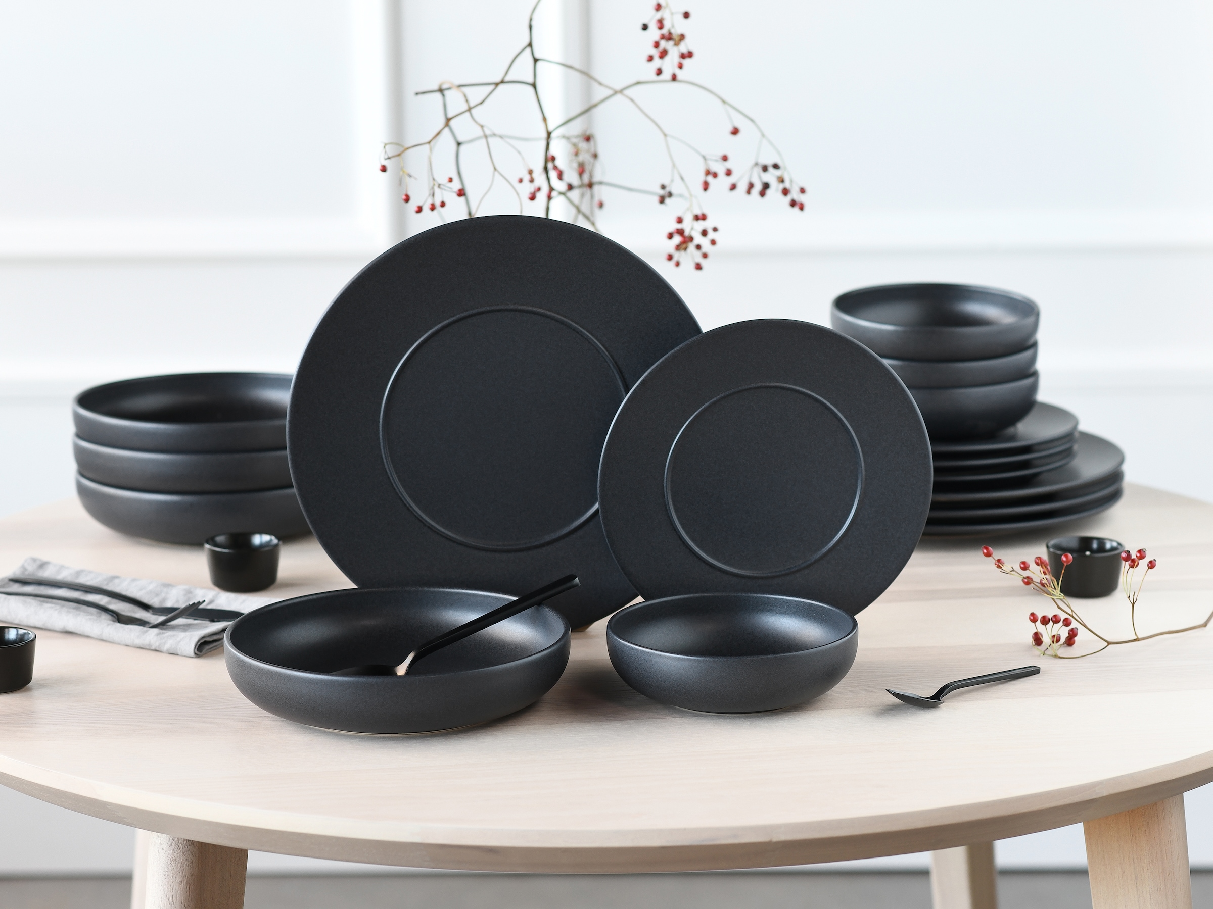 CreaTable Teller-Set »Unico, Teller Set 16-tlg.« Eleganter Flair, Breite Fahne, Edel