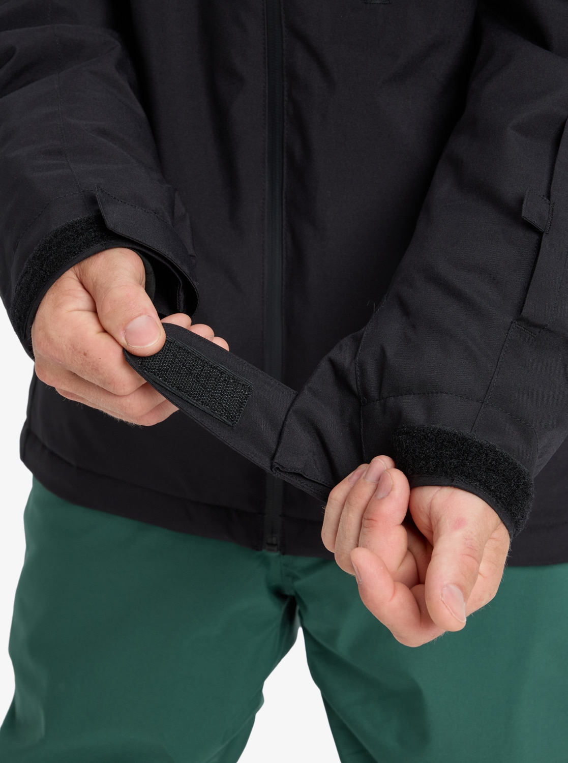 Quiksilver Skijacke »TITANO JK« für sportliche Aktivitäten, aus Polyester, sportlicher Stil