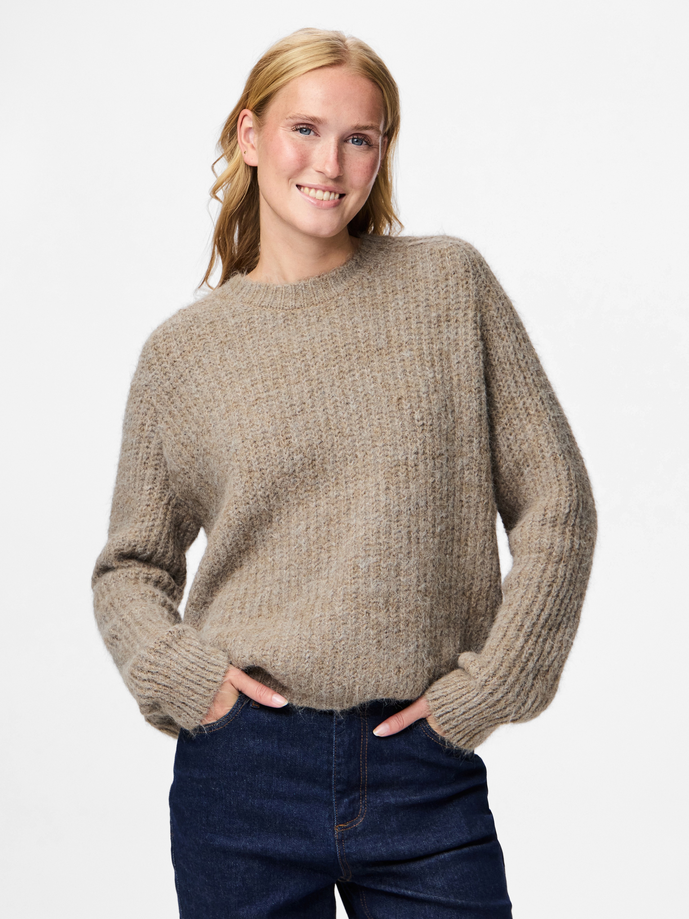 pieces Strickpullover "PCCLEO LS O-NECK CHUNKY KNIT NOOS BC" günstig online kaufen