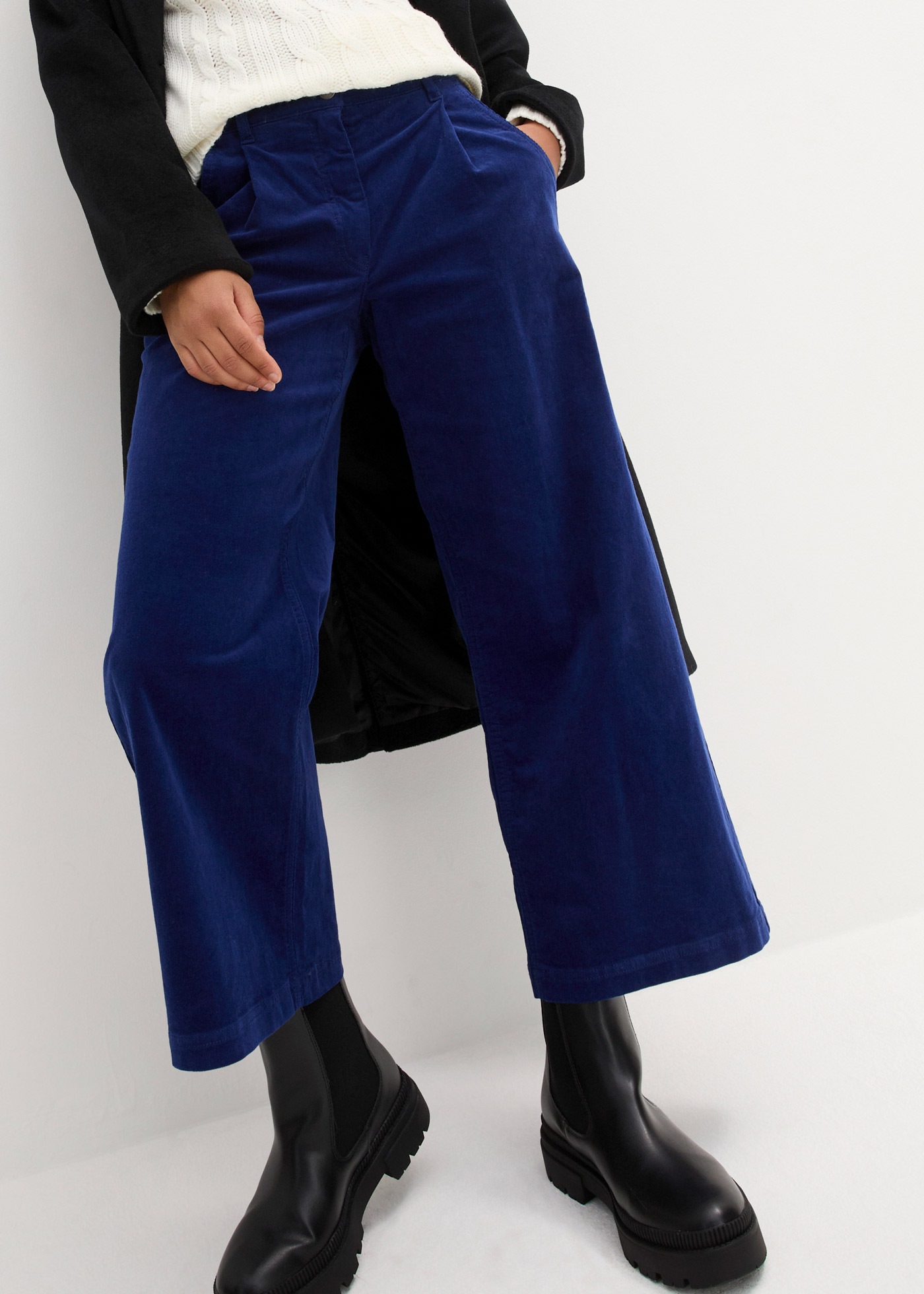 bonprix Cordhose "Weite Stretchcord-Culotte mit High-Waist-Bequembund, 7/8- günstig online kaufen