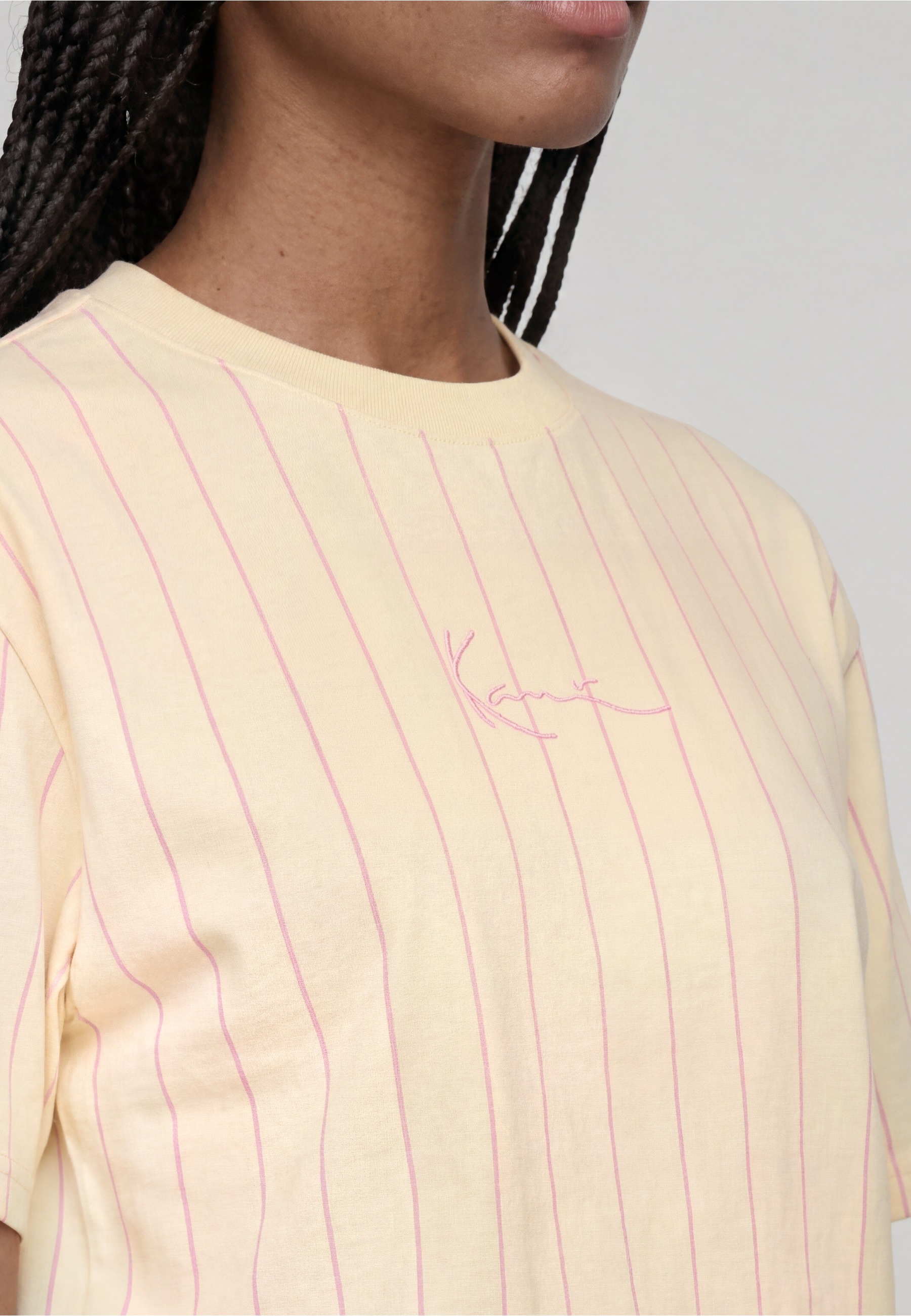 Karl Kani T-Shirt »Karl Kani Small Signature Essential Pinstripe OS Tee« 1