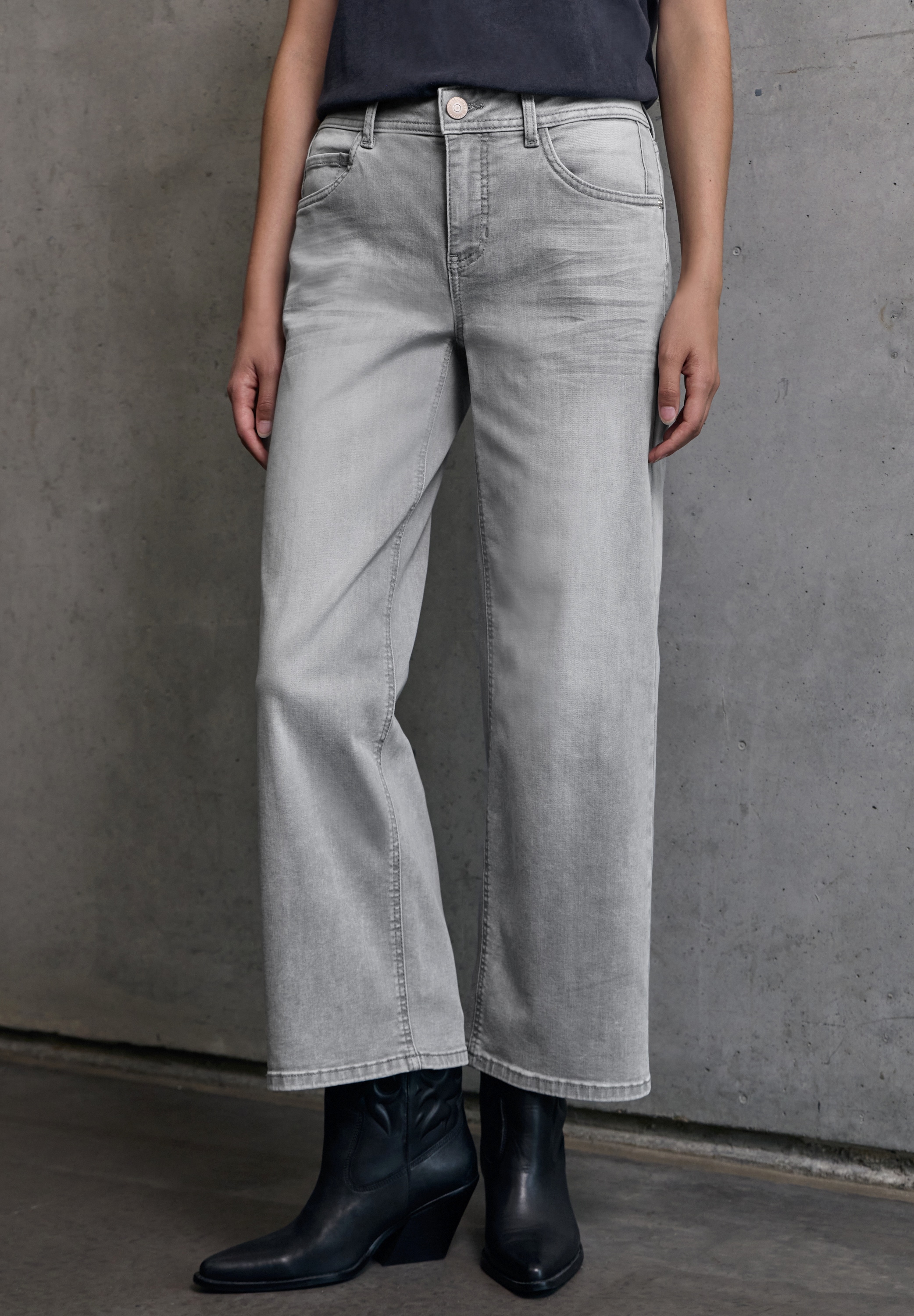 STREET ONE STUDIO Comfort-fit-Jeans mit Wide Legs