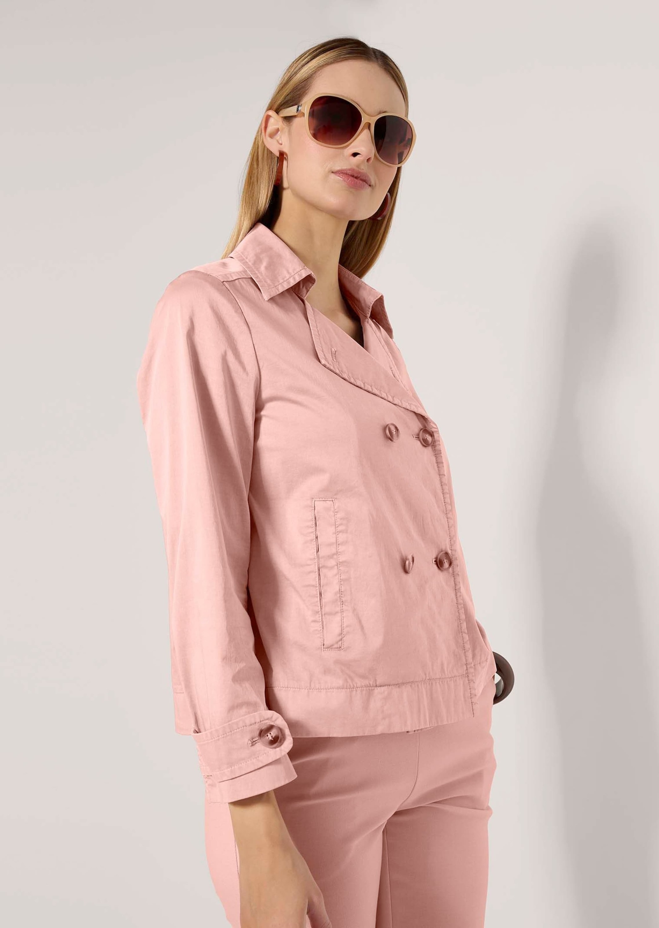 MADELEINE Trenchcoat »Kurztrench Kurztrench im Used-Look«
