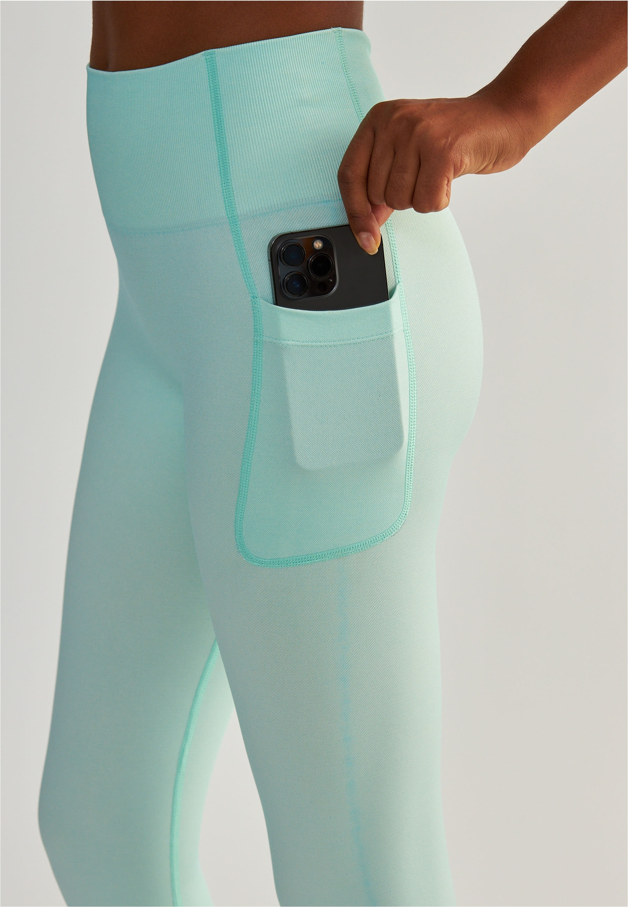 BeShaped Sporthose »Lift Me Up«, (1 tlg.), mit atmungsaktiver Eigenschaft