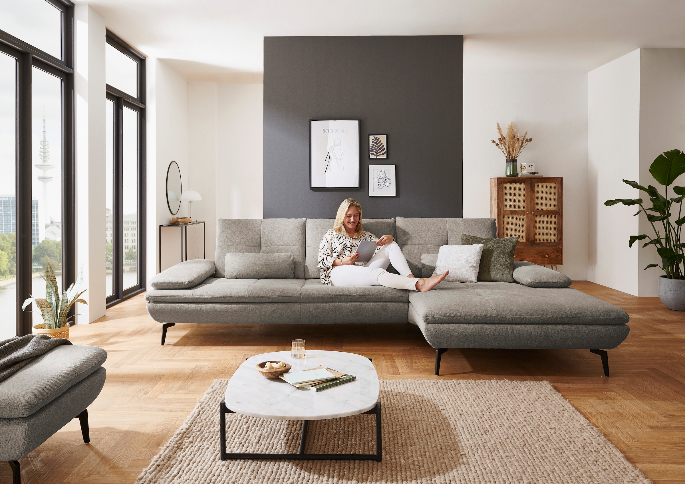 Die PlanBar Ecksofa "MP-IN23002 L-Form" wahlweise mit Armteil- und Sitztief günstig online kaufen