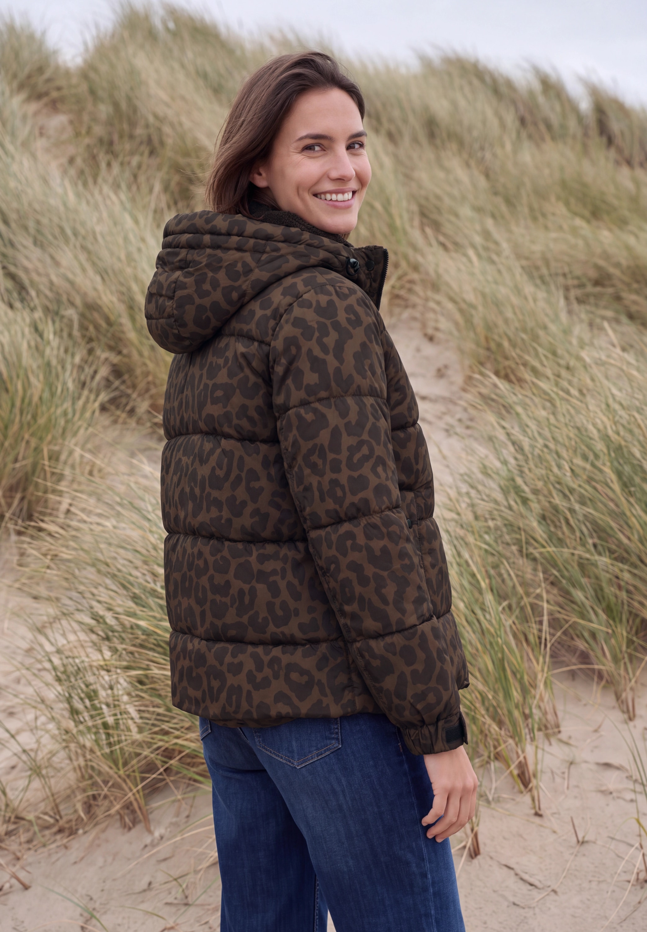 Cecil Steppjacke mit Kapuze mit wärmendem Plüschfutter