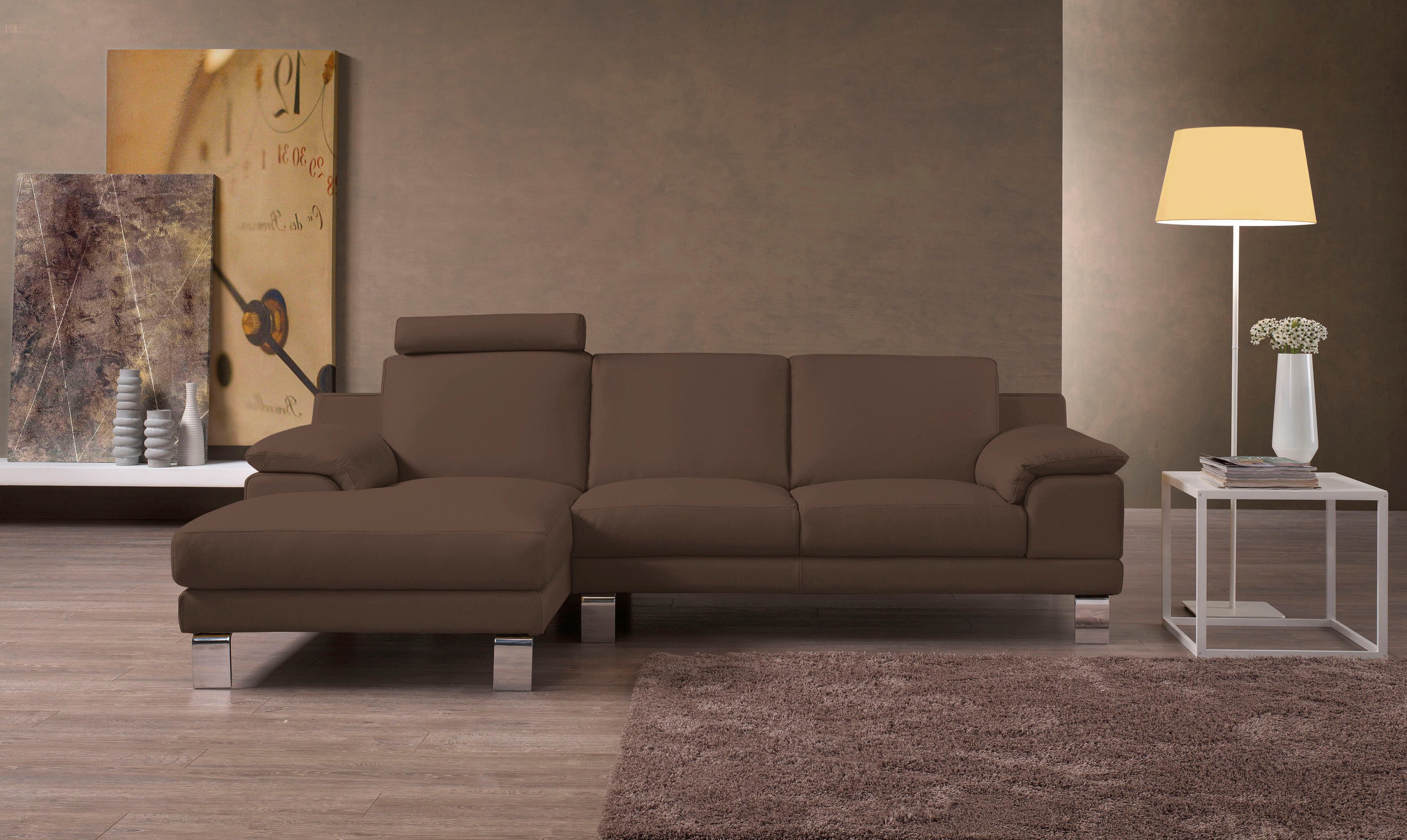 Egoitaliano Ecksofa "Shakira, Design & Sitzkomfort auf hohem Niveau, Breite 236cm, L-Form" mit Recamiere, L-Form, edle Füße