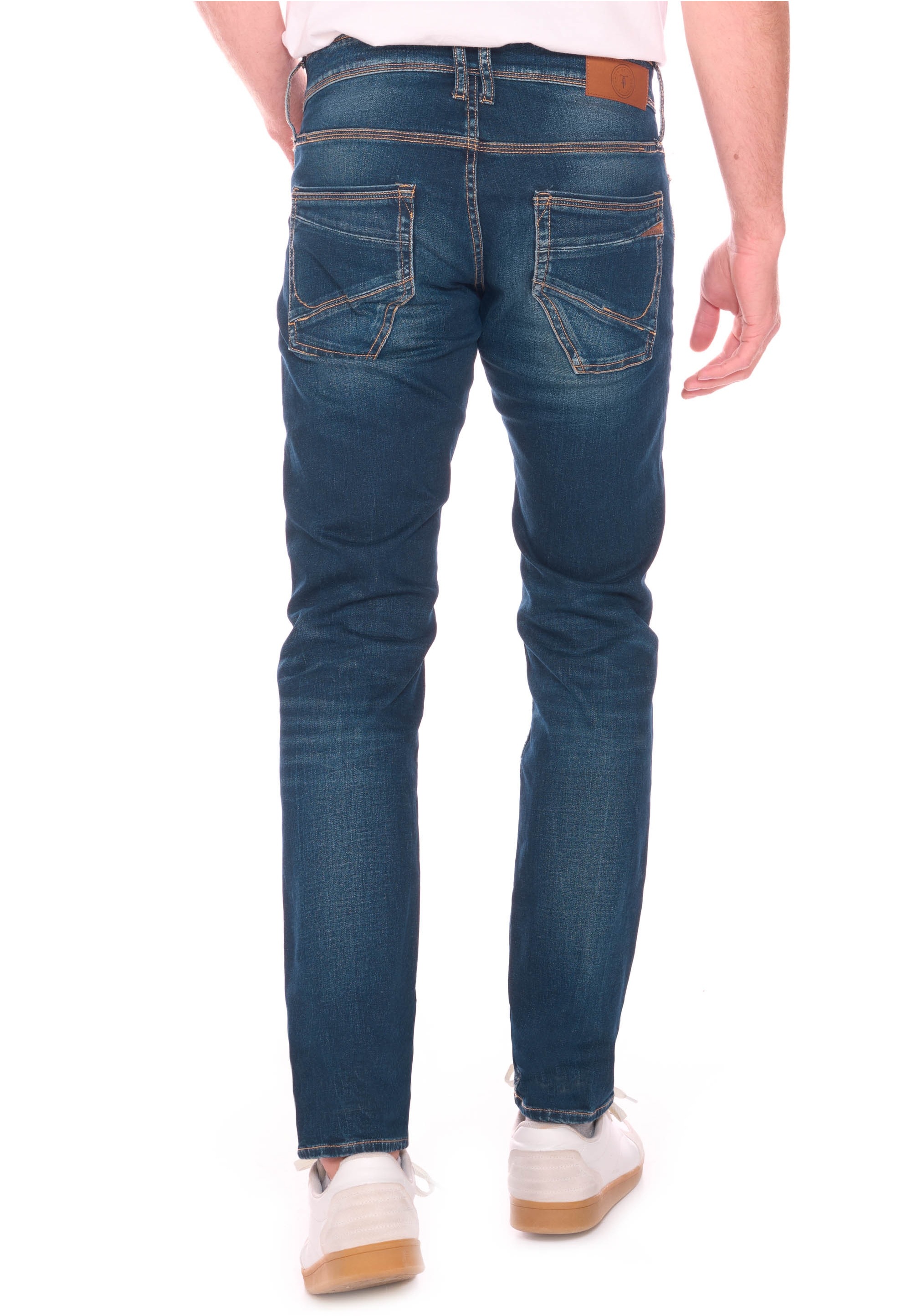 Le Temps Des Cerises Bequeme Jeans »700/11«, mit bequemem Regular Fit-Schnitt