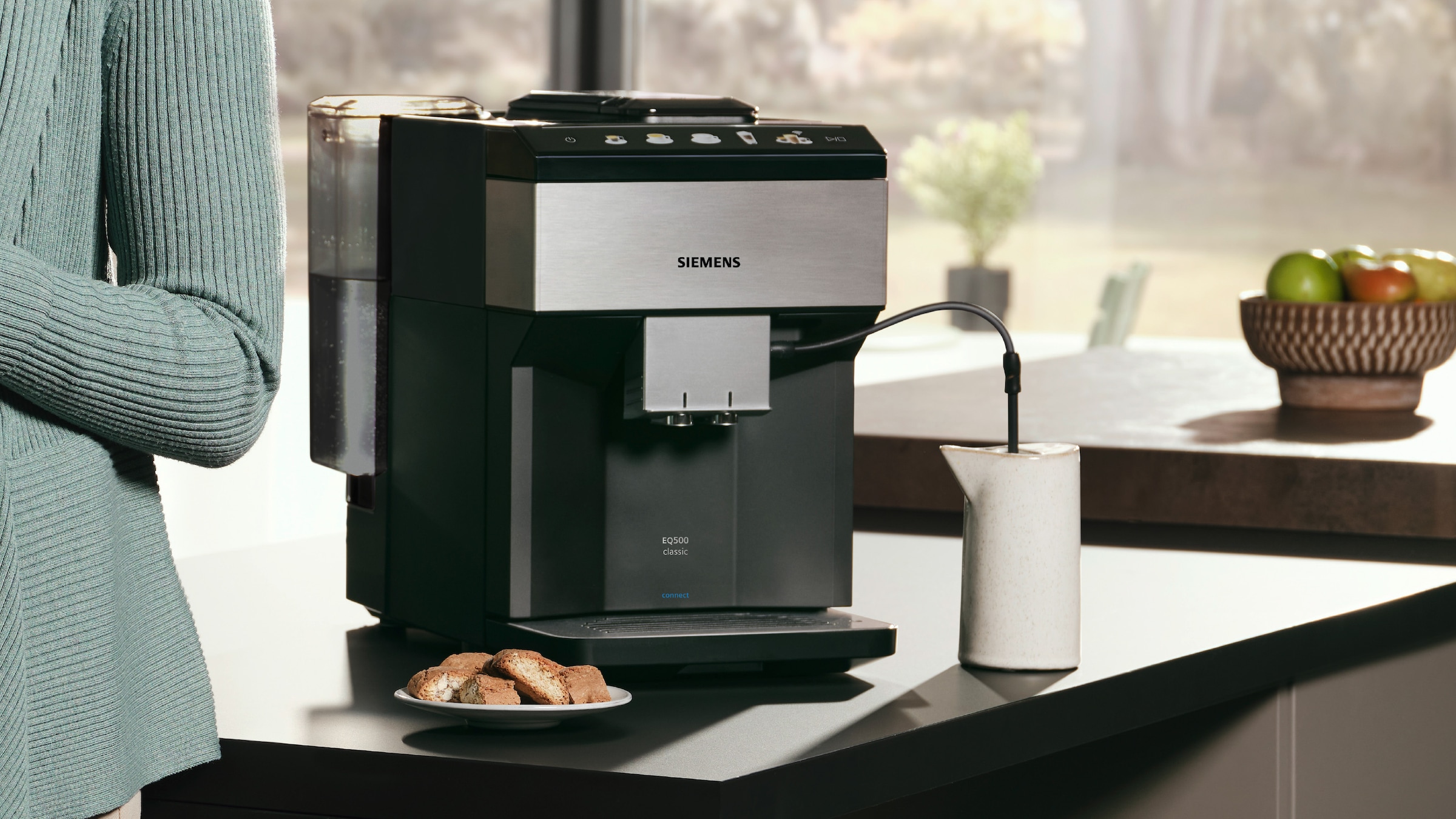 SIEMENS Kaffeevollautomat »EQ500 integral TP516DX3, App-Steuerung, Doppeltassenfunktion«, intuitives Farbdisplay, automatische Dampfreinigung, edelstahl