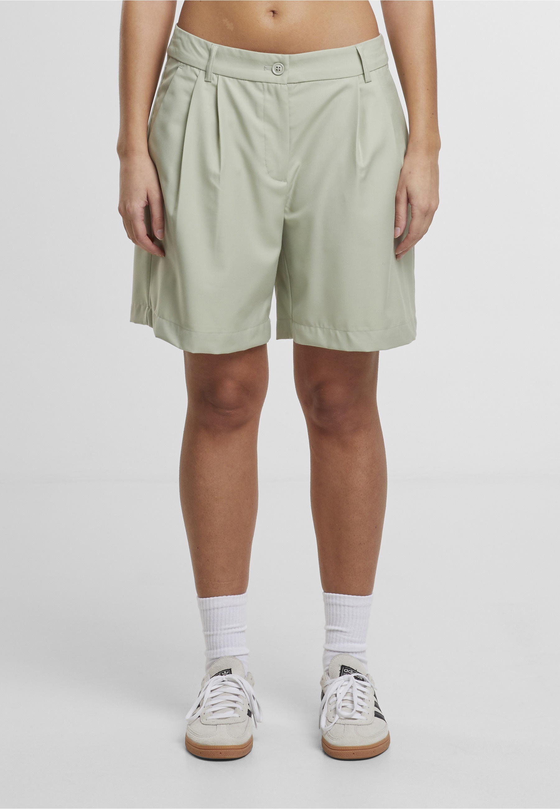URBAN CLASSICS Shorts »Urban Classics Ladies Pleated Bermuda Shorts«