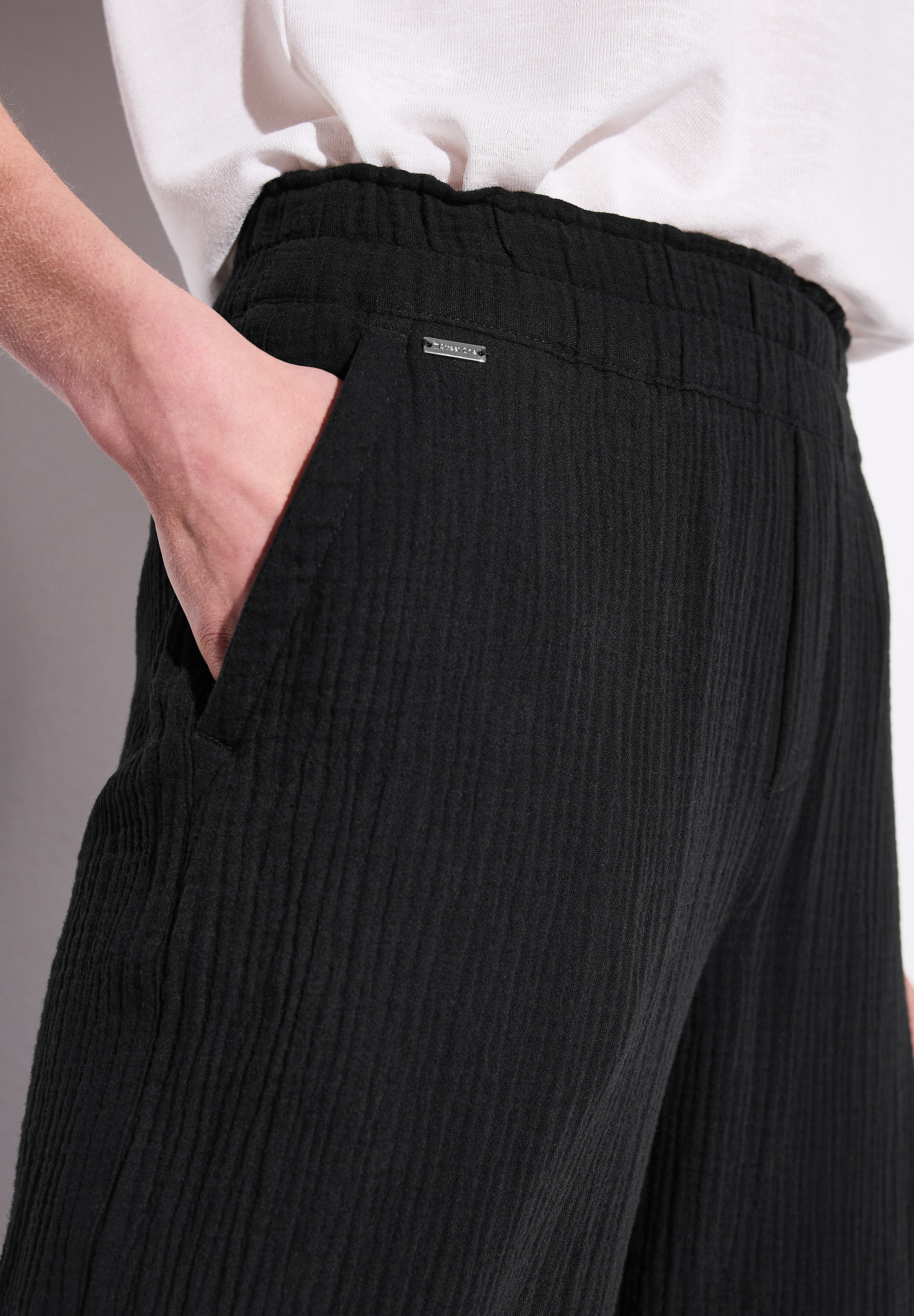 STREET ONE Stoffhose, Sommerhose in Struktur-Optik