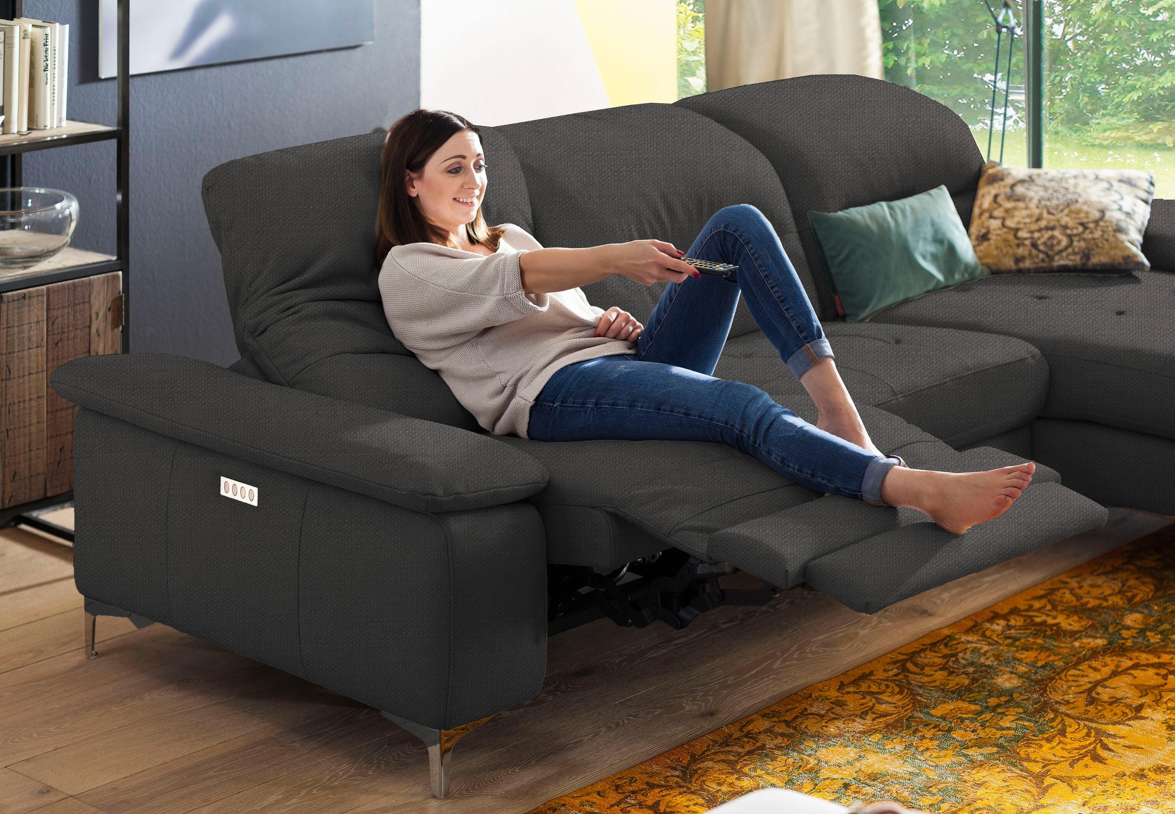 Places of Style Ecksofa »Basel L-Form«, mit vollmotorischer Relaxfunktion und motorischer Recamiere