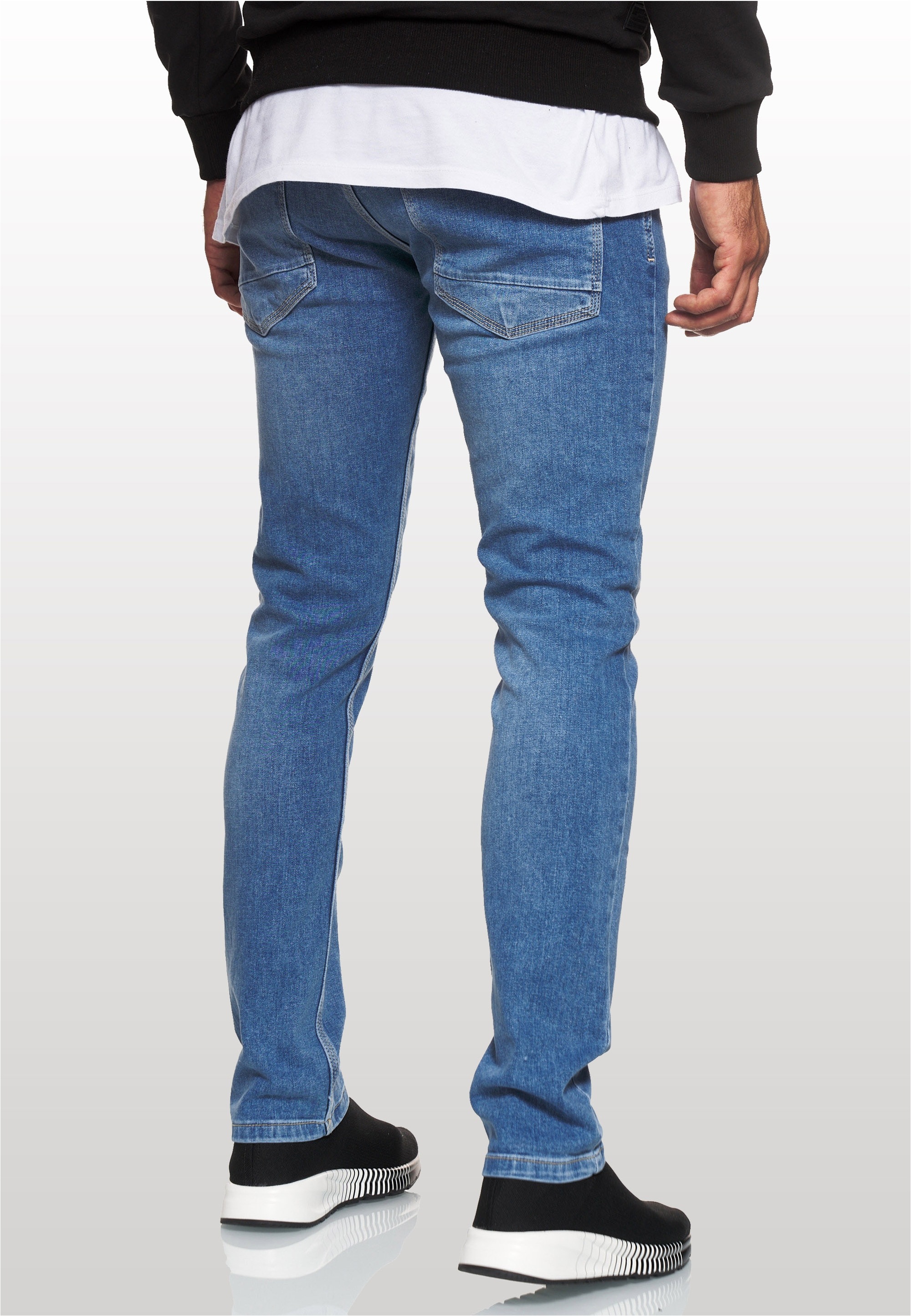 Rusty Neal Straight-Jeans »MELVIN«, im klassischen 5-Pocket-Stil