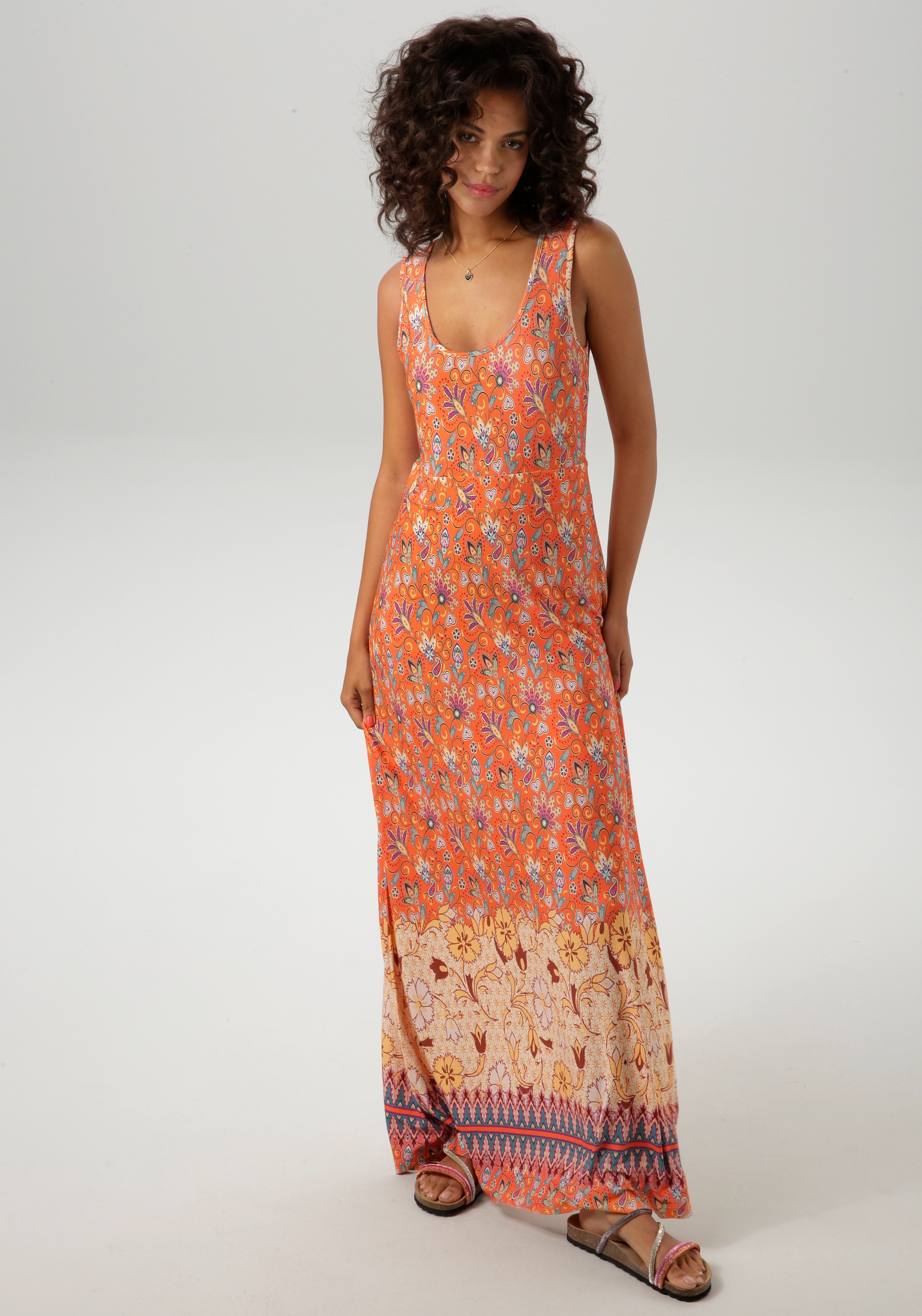 Aniston CASUAL Sommerkleid, mit farbharmonischem Blumendruck und Bordüre am günstig online kaufen