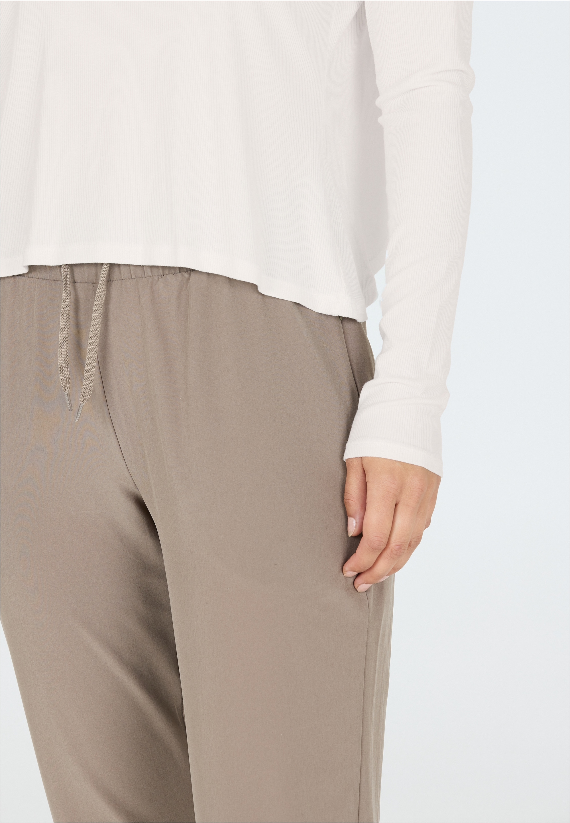 ATHLECIA Langarmshirt »Mandes«, aus weichem und atmungsaktivem Material