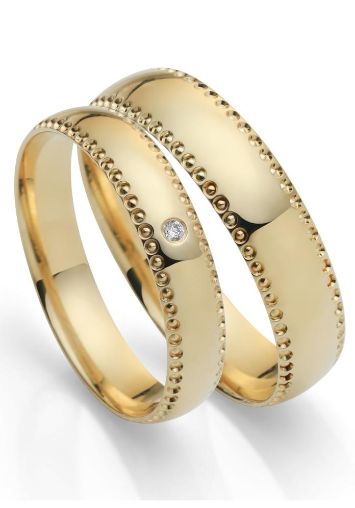 Firetti Trauring »Schmuck Geschenk Gold 750 Hochzeit Ehering "LIEBE"«, Made in Germany, wahlweise mit oder ohne Brillant