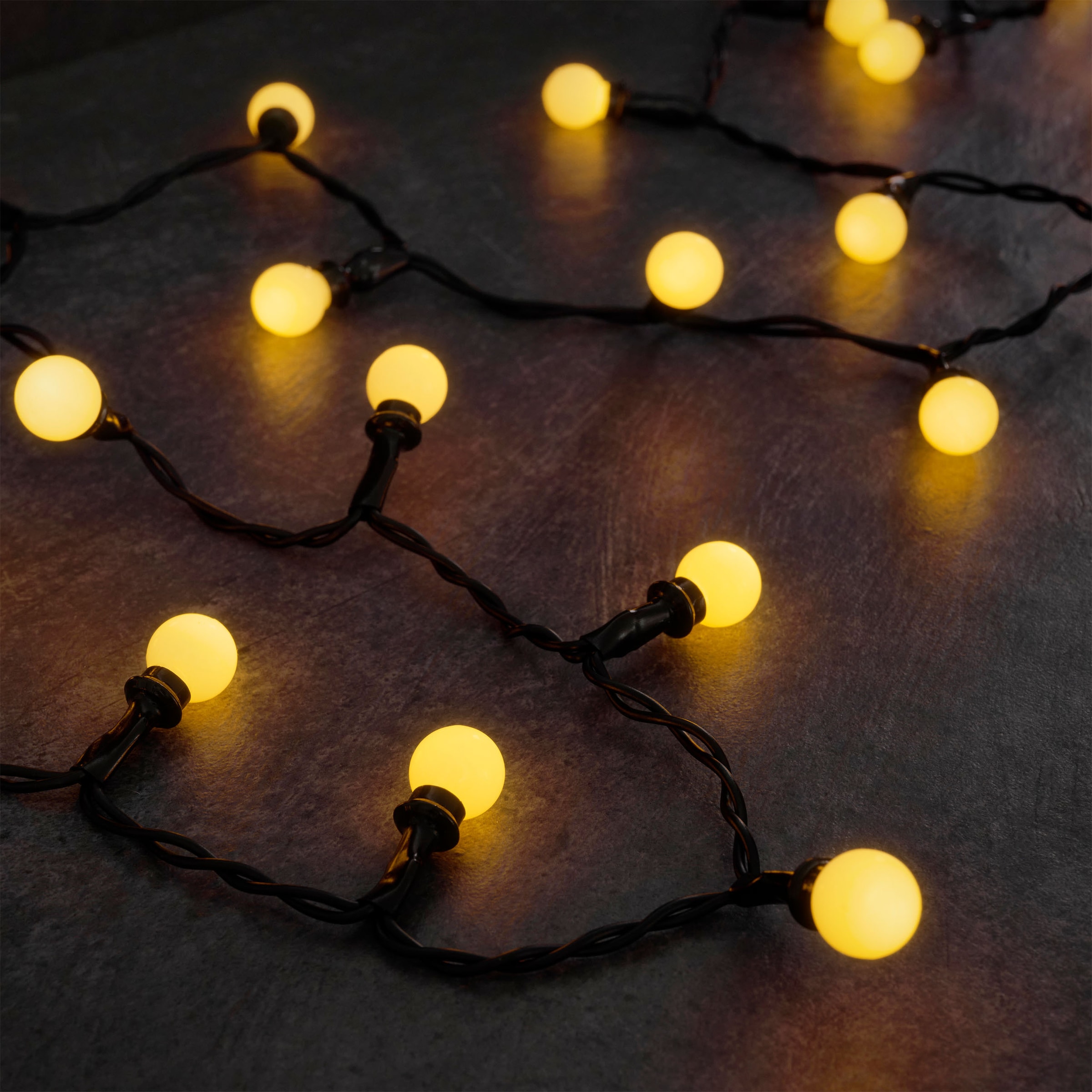 OTTO home LED-Lichterkette »Outdoor/Indoor, Kugel Avvina, bunt, 3/6/12/18 u. 24 m Länge, 11 Modi« warmweiß pastellfarbig, Timer, Lichteffekte, Garten, Terrasse, Party