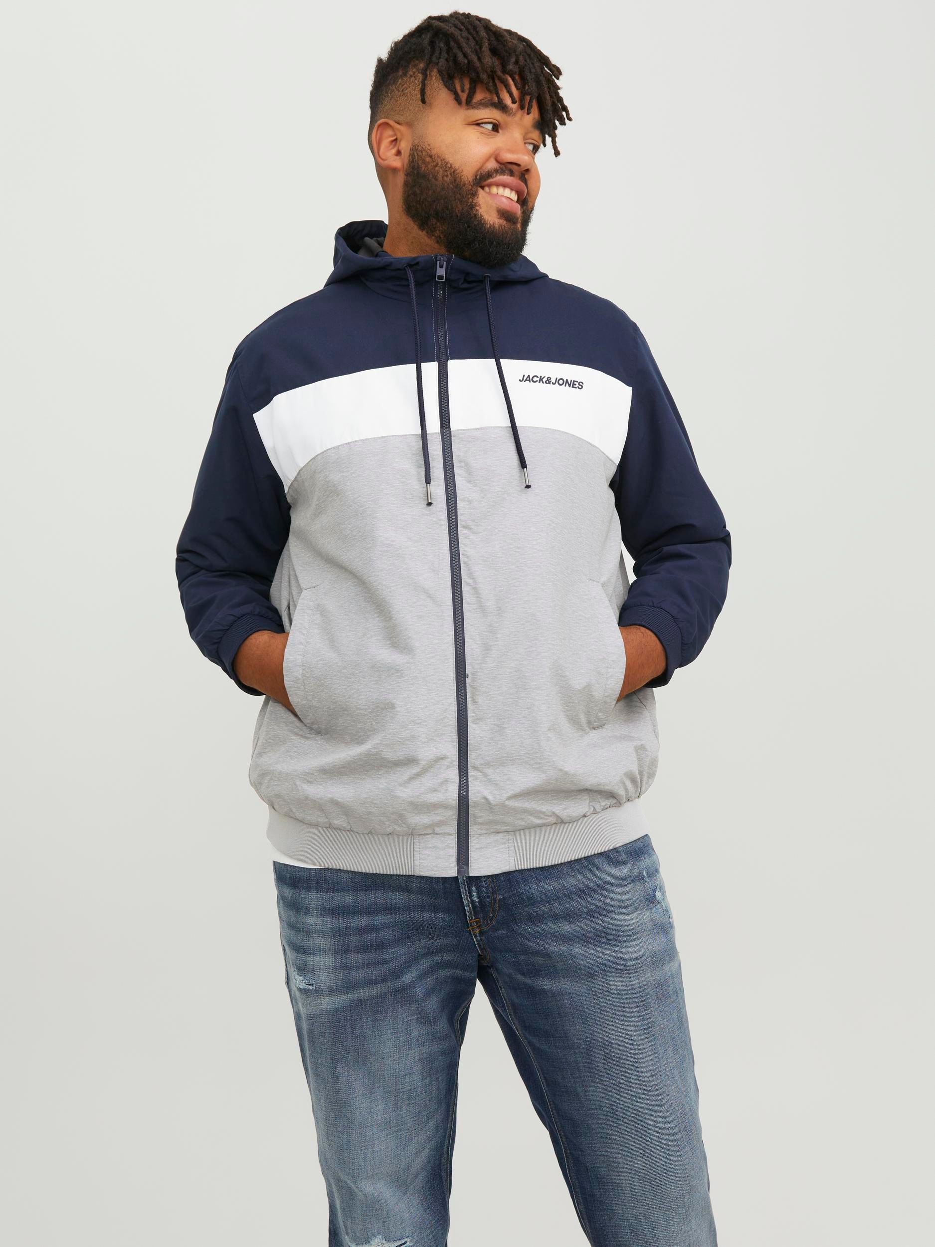 Jack & Jones PlusSize Bomberjacke "JJERUSH HOOD BOMBER NOOS PLS", mit Kapuze, mit Logo Schriftzug