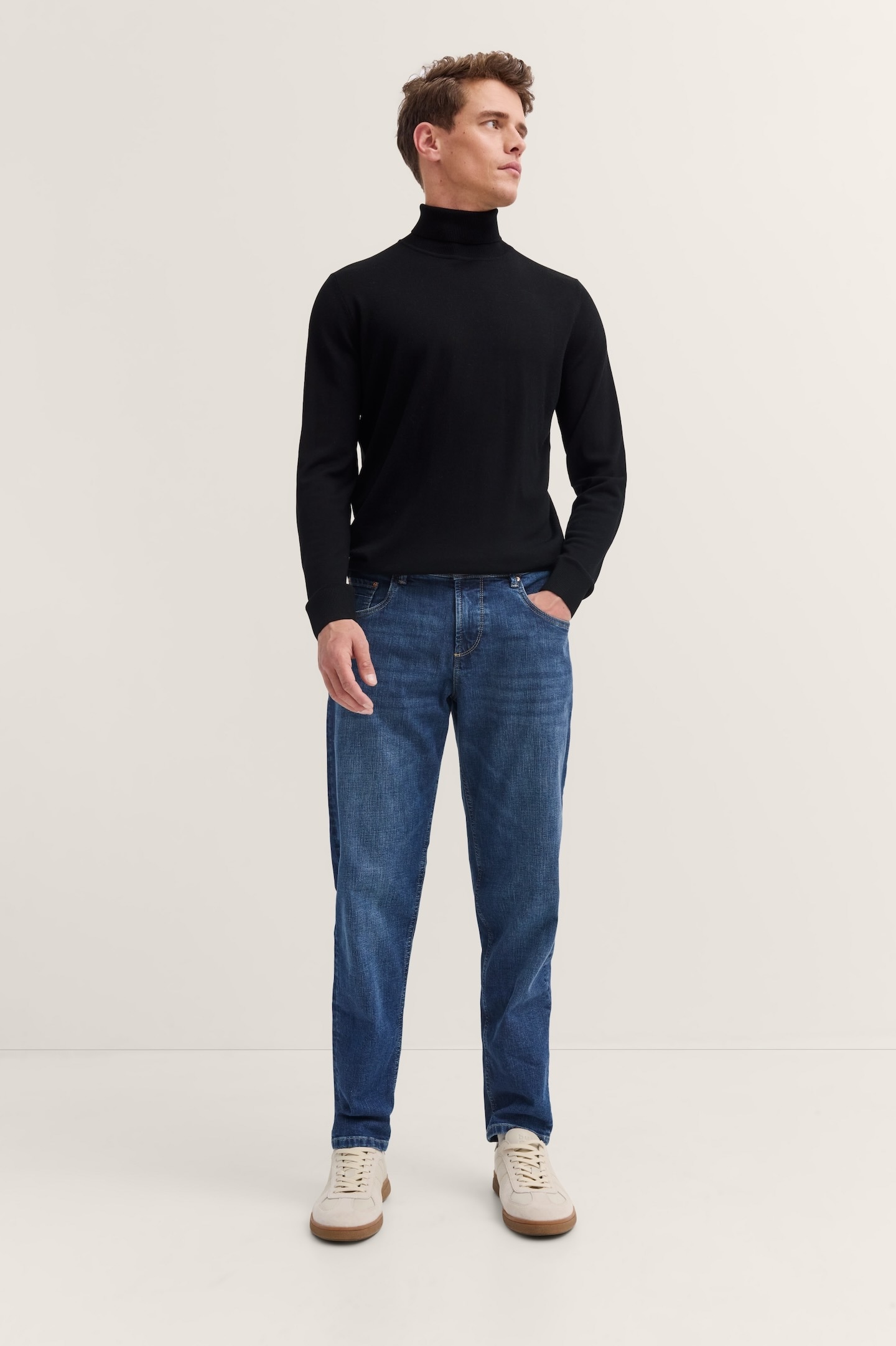 bugatti 5-Pocket-Jeans »Tapered Fit«, aus Stretch Handcrafted Denim