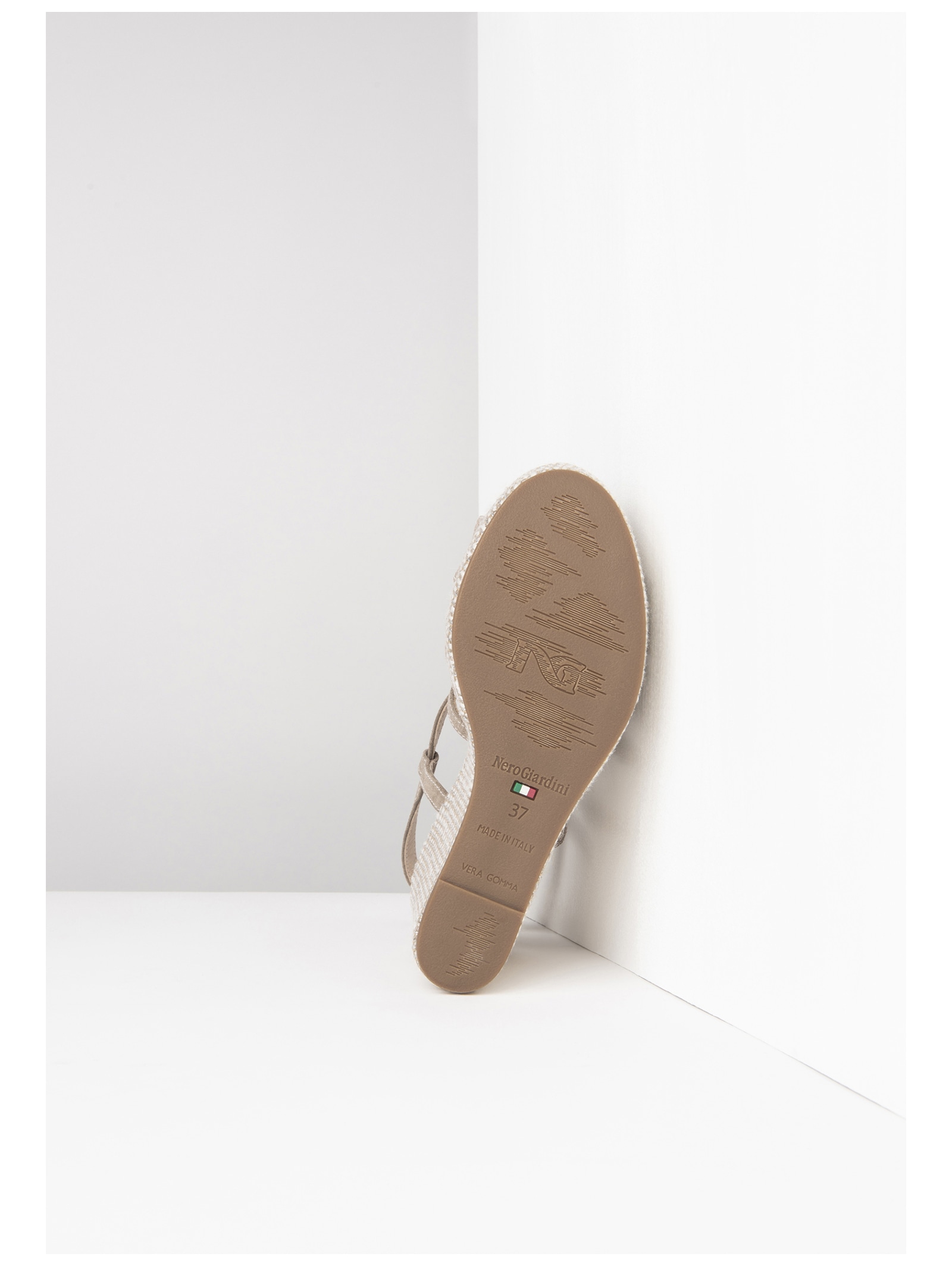 Nero Giardini Keilsandalette »Nero Giardini Sandalen Veloursleder«