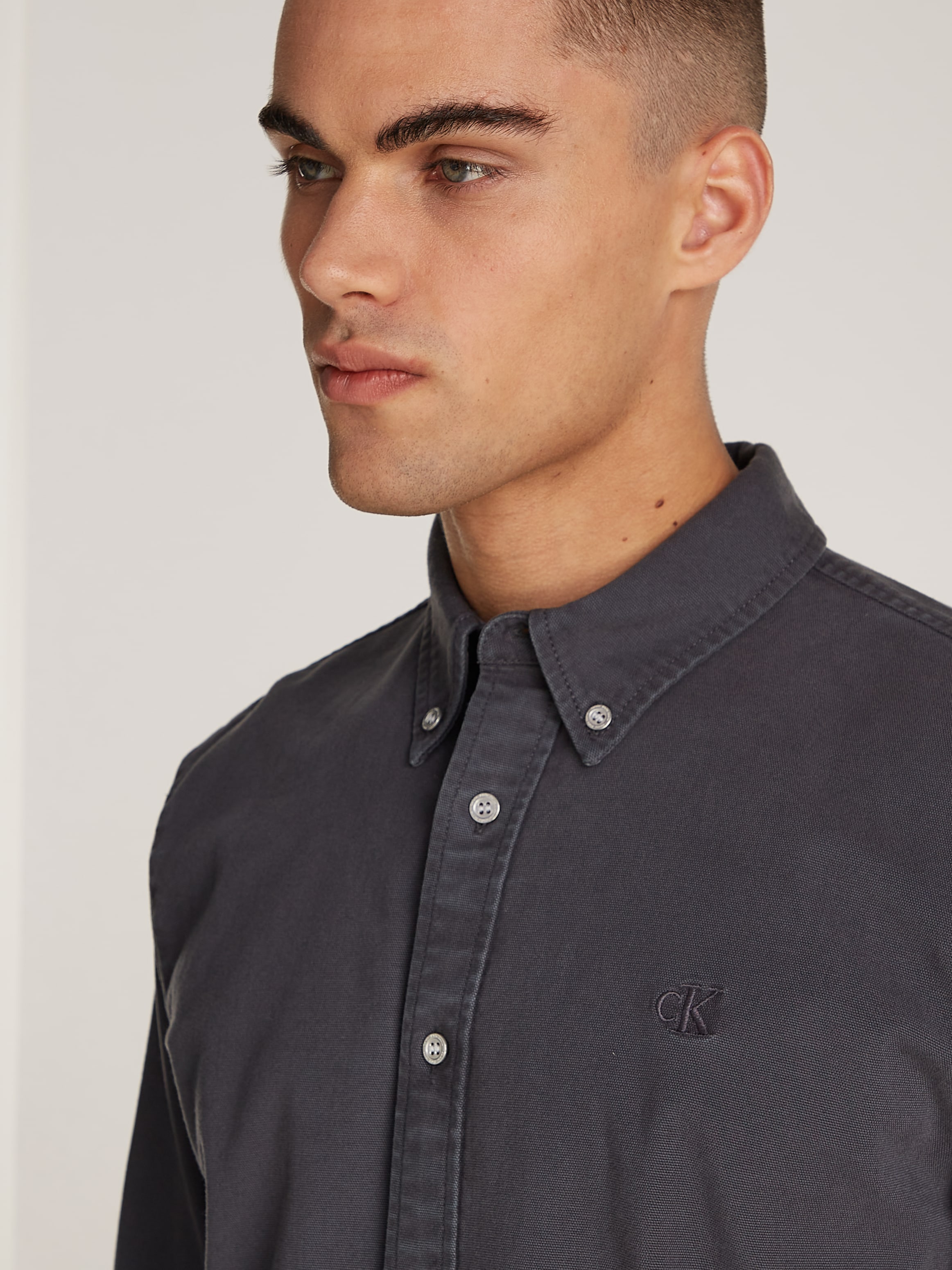 Calvin Klein Jeans Langarmhemd »GARMENT DYE SHIRT« mit Logostickerei