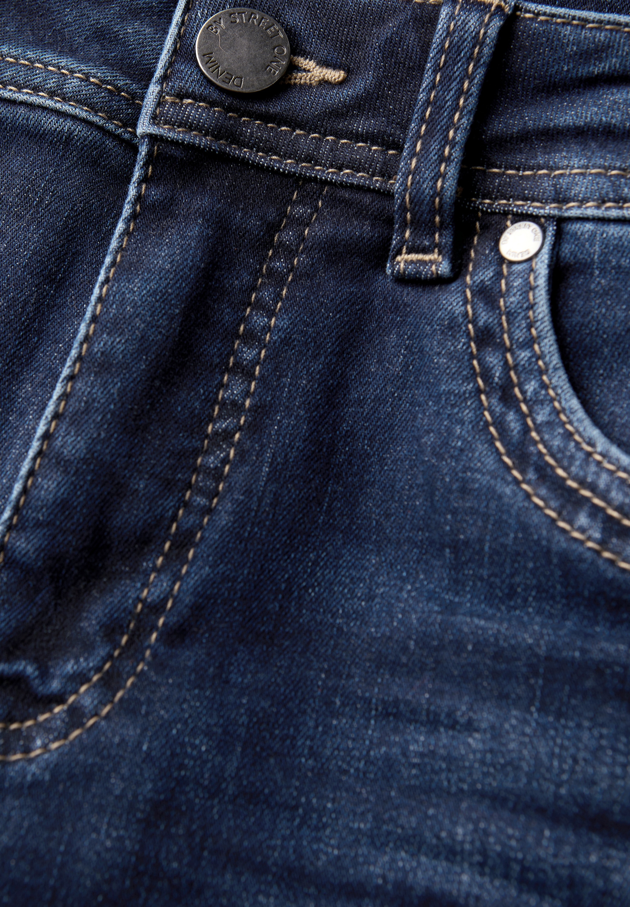 STREET ONE Loose-fit-Jeans, im Loose Fit