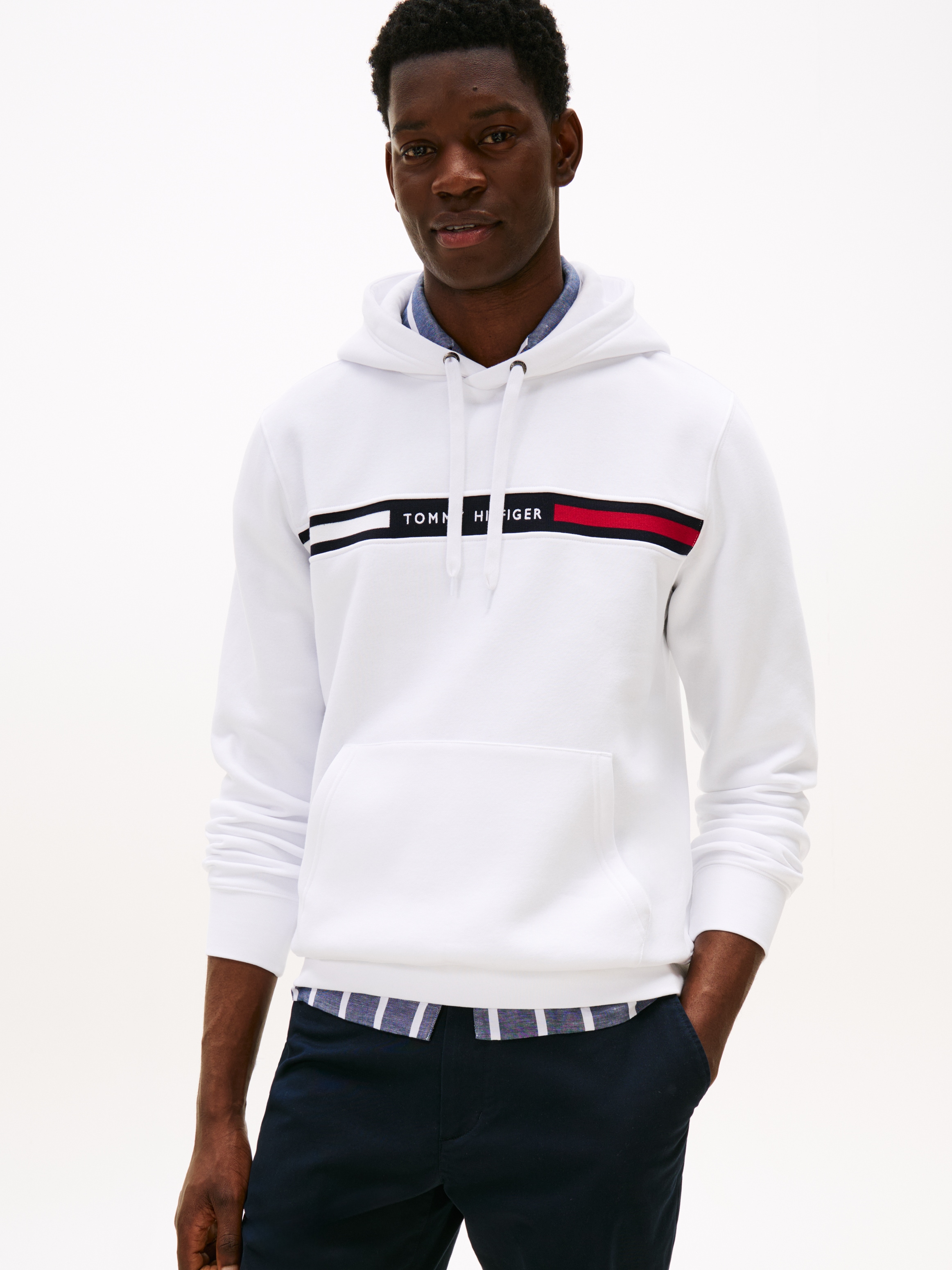 Tommy Hilfiger Kapuzensweatshirt »HILFIGER CHEST INSERT HOODY«, mit Kapuze, Kängurutasche, Logoschriftzug
