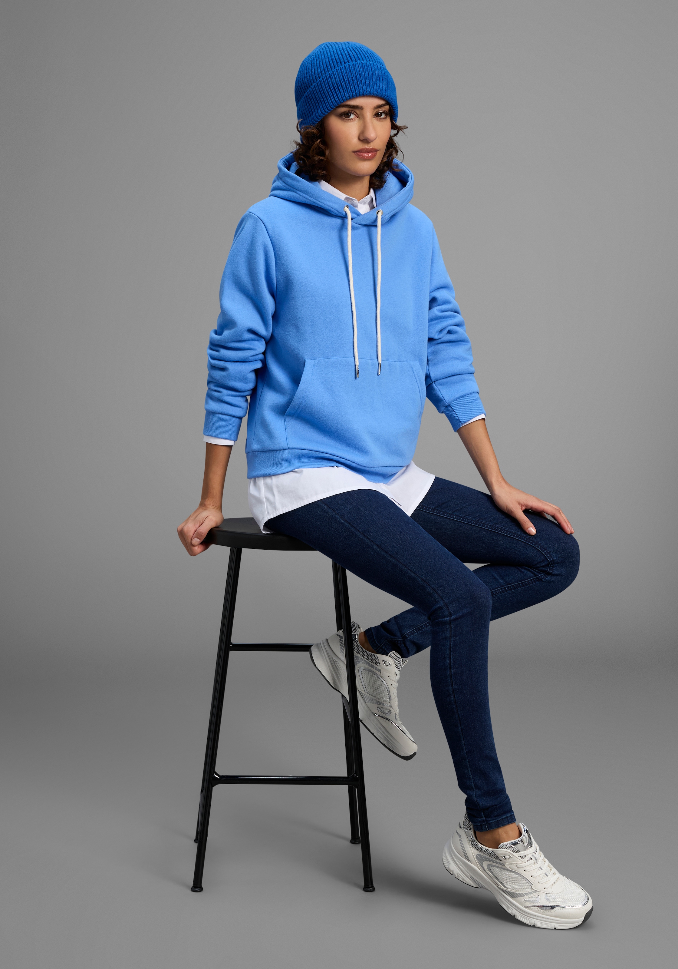 DELMAO Kapuzensweatshirt, Angeraute Baumwollmischung mit Kapuze und Kängurutasche