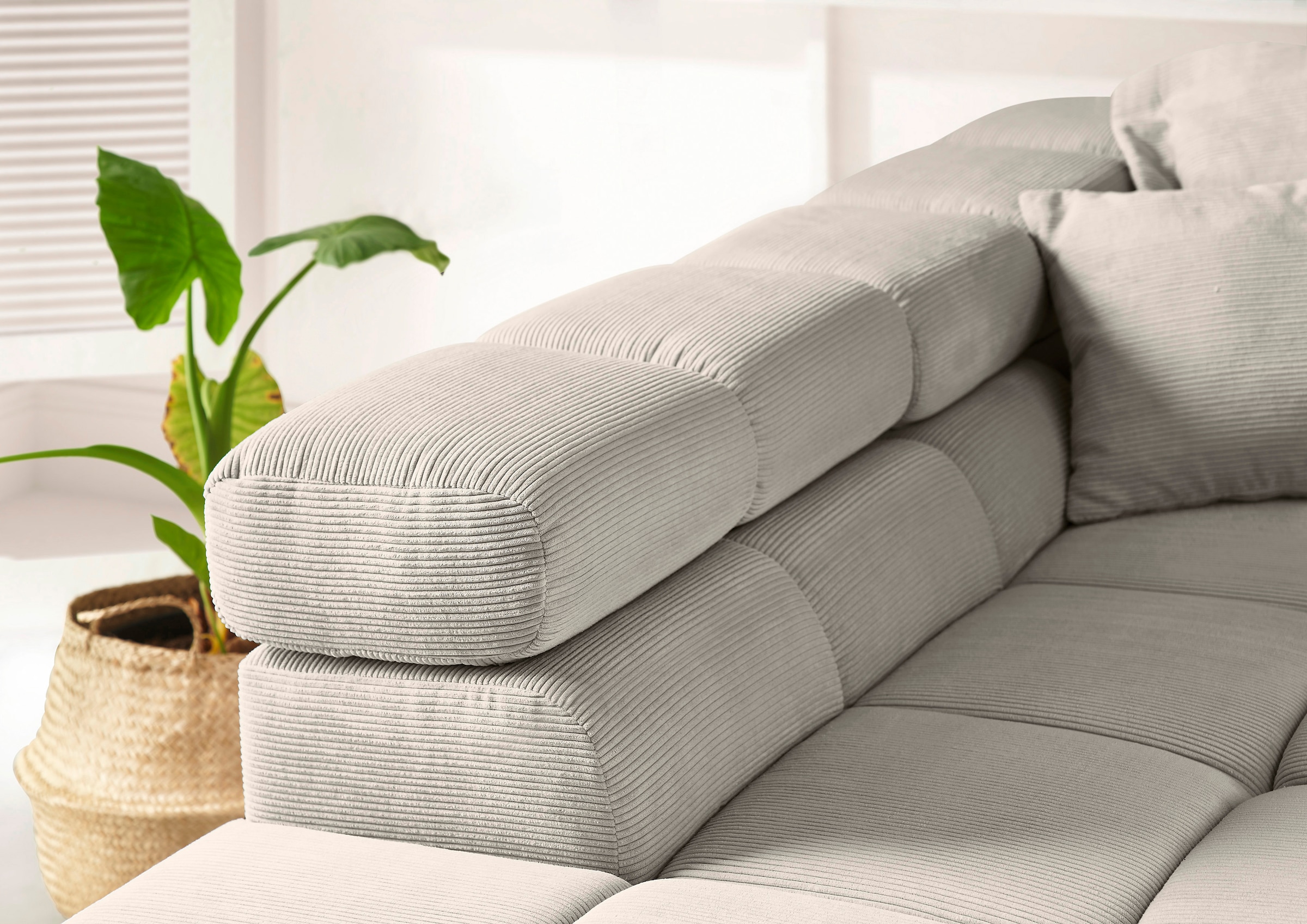 INOSIGN Ecksofa »Ancona incl. Kopfteilverstellung, OTTOs Choice, Breite 319cm, L-Form«, wahlweise motorische Sitztiefenverstellung, auch in Cord + Easy Care
