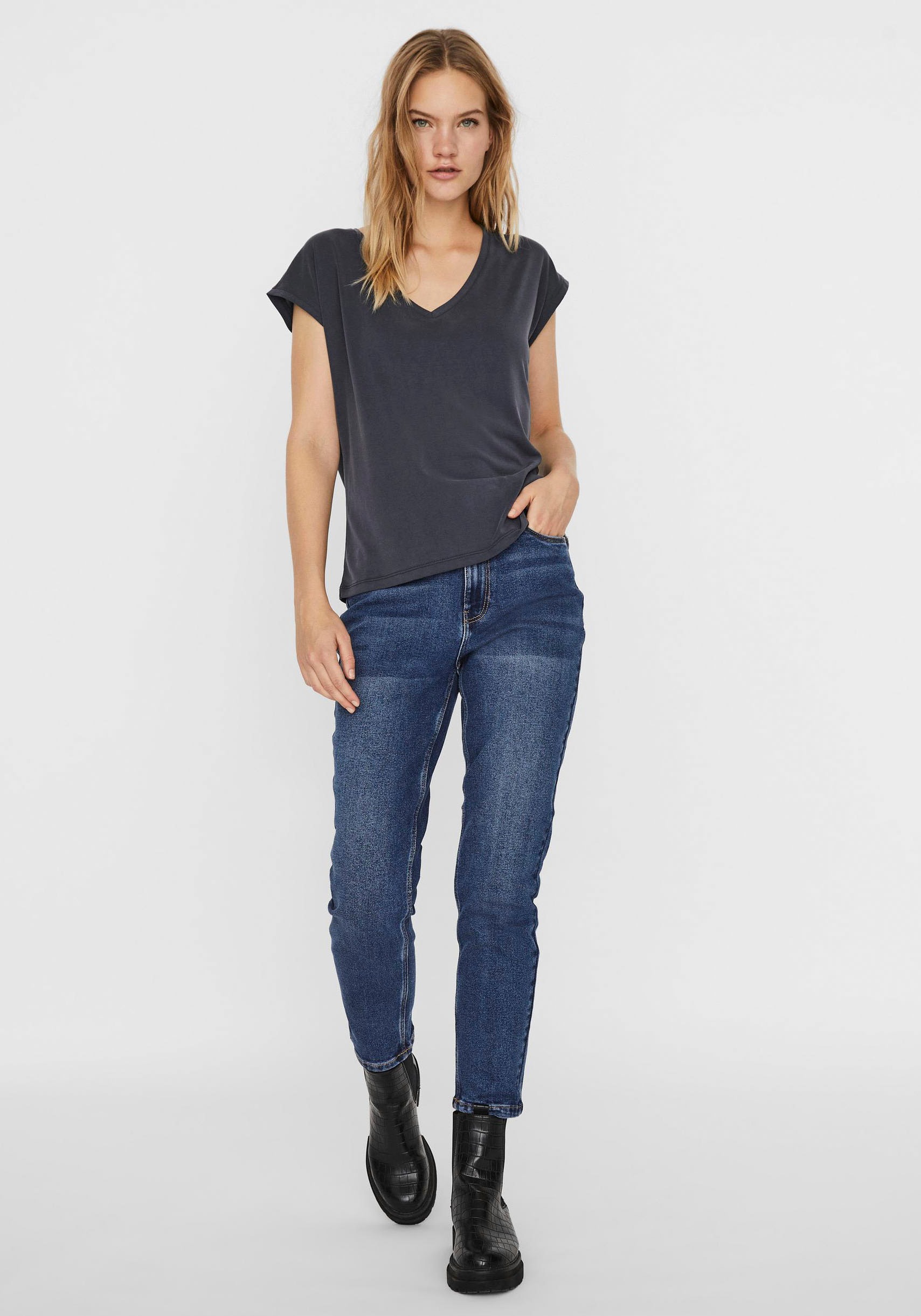 Thumbnail - Vero Moda V-Shirt "VMFILLI SS V-NECK TEE GA NOOS" Materialmix, relaxed fit
