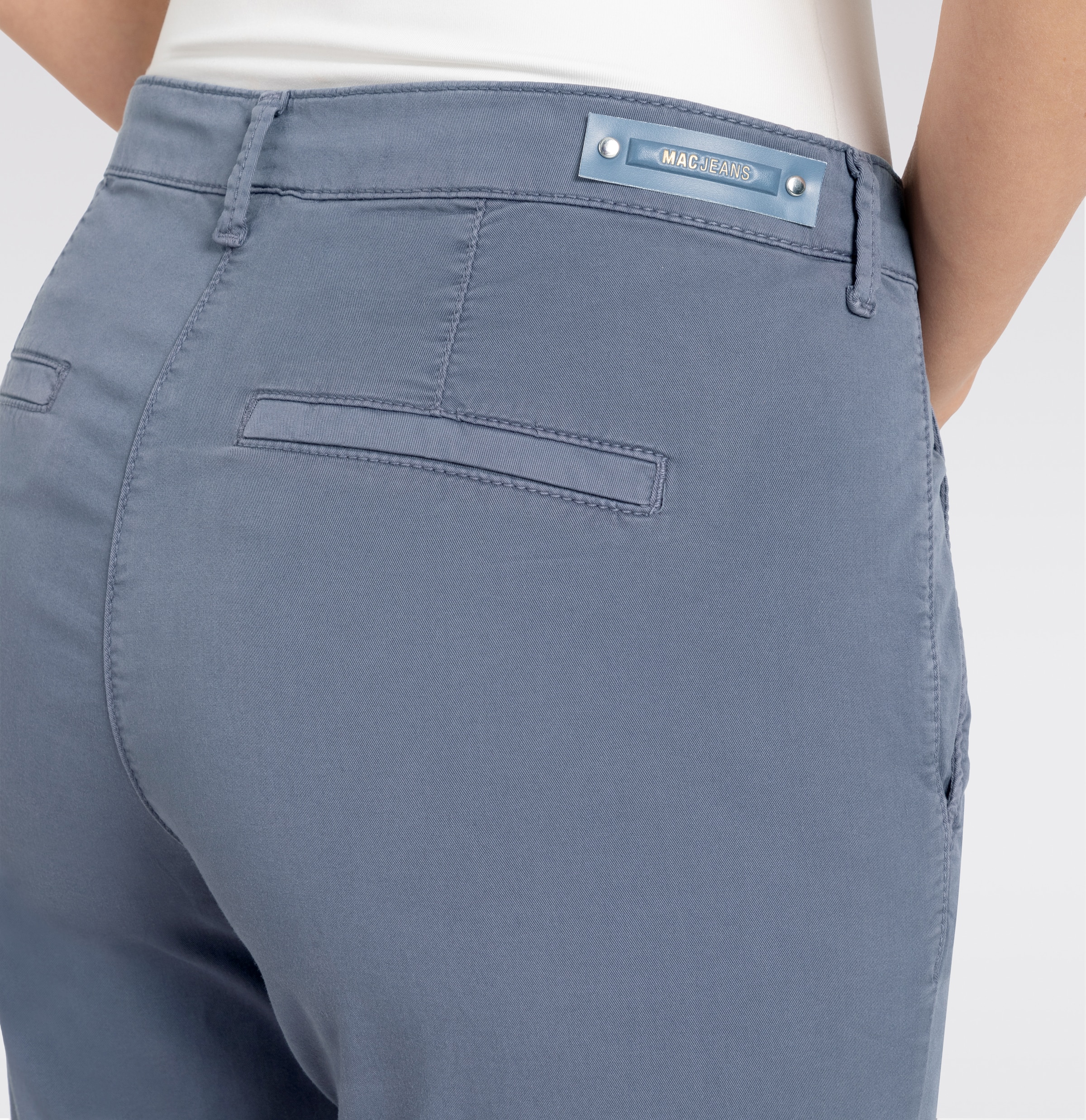 MAC Chinohose »CHINO turn up«, mit dezentem Glanz, elegant und sportiv zugleich