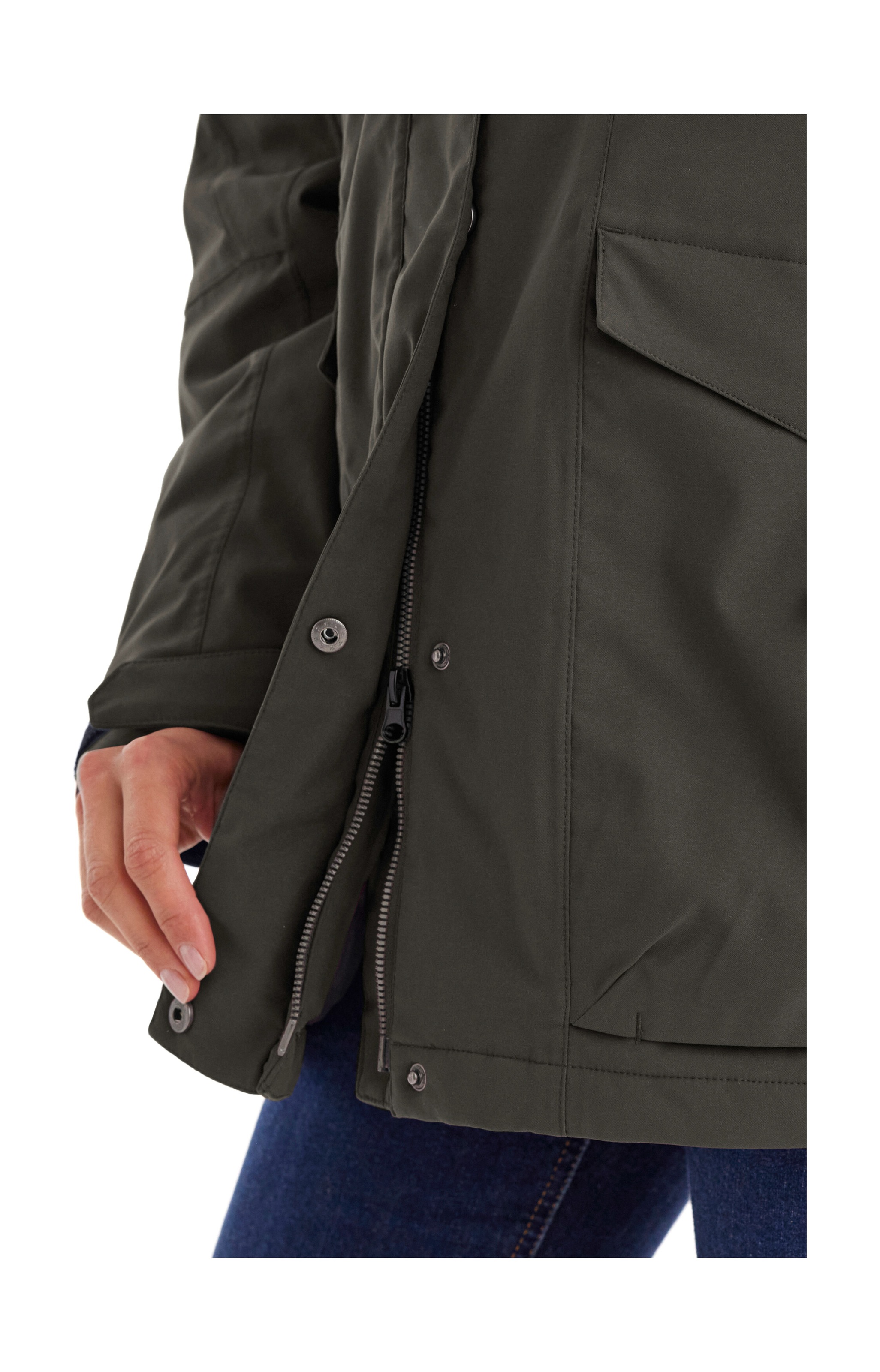 Funktionsjacke KILLTEC "Damen Jacke", Damen, Gr. 48, grün (olivgrün), Obermaterial: 100% Polyester;Futter: 100% Polyester;Futter 2:/ Futter 3:/ Futter 4:;Füllung: 100% Polyester, Jacken Funktionsjacke, Wasserdichte, atmungsaktive Damenjacke mit abnehmbare 3