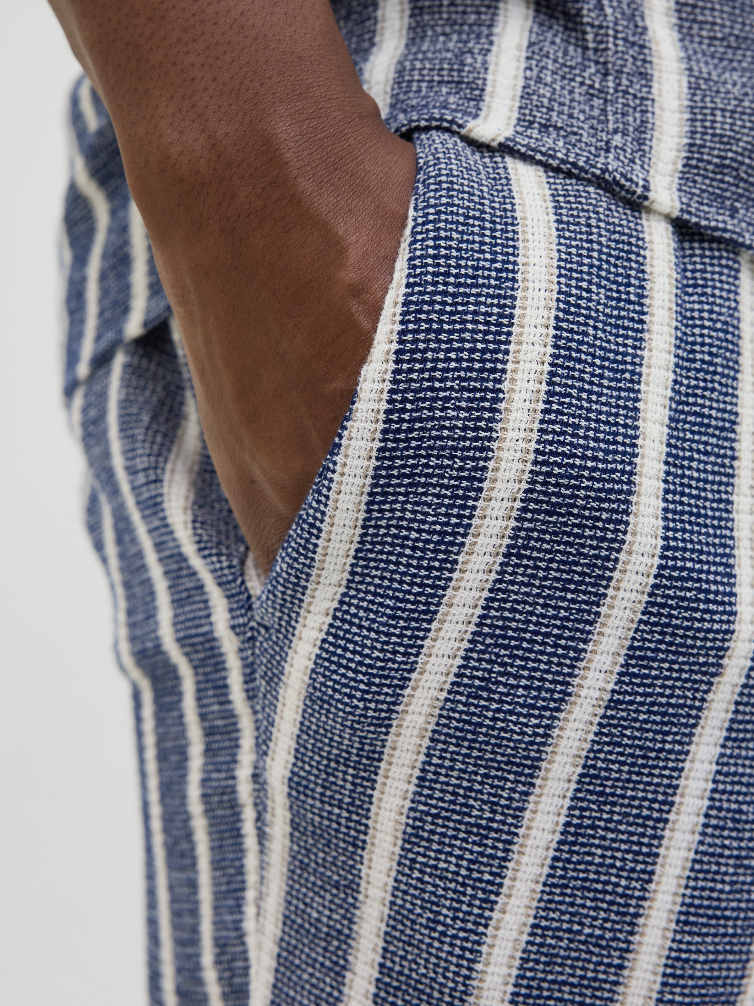 Jack & Jones PlusSize Sweatshorts »JPSTJAIDEN COBA STRIPE JOG SHORT SN PLS«