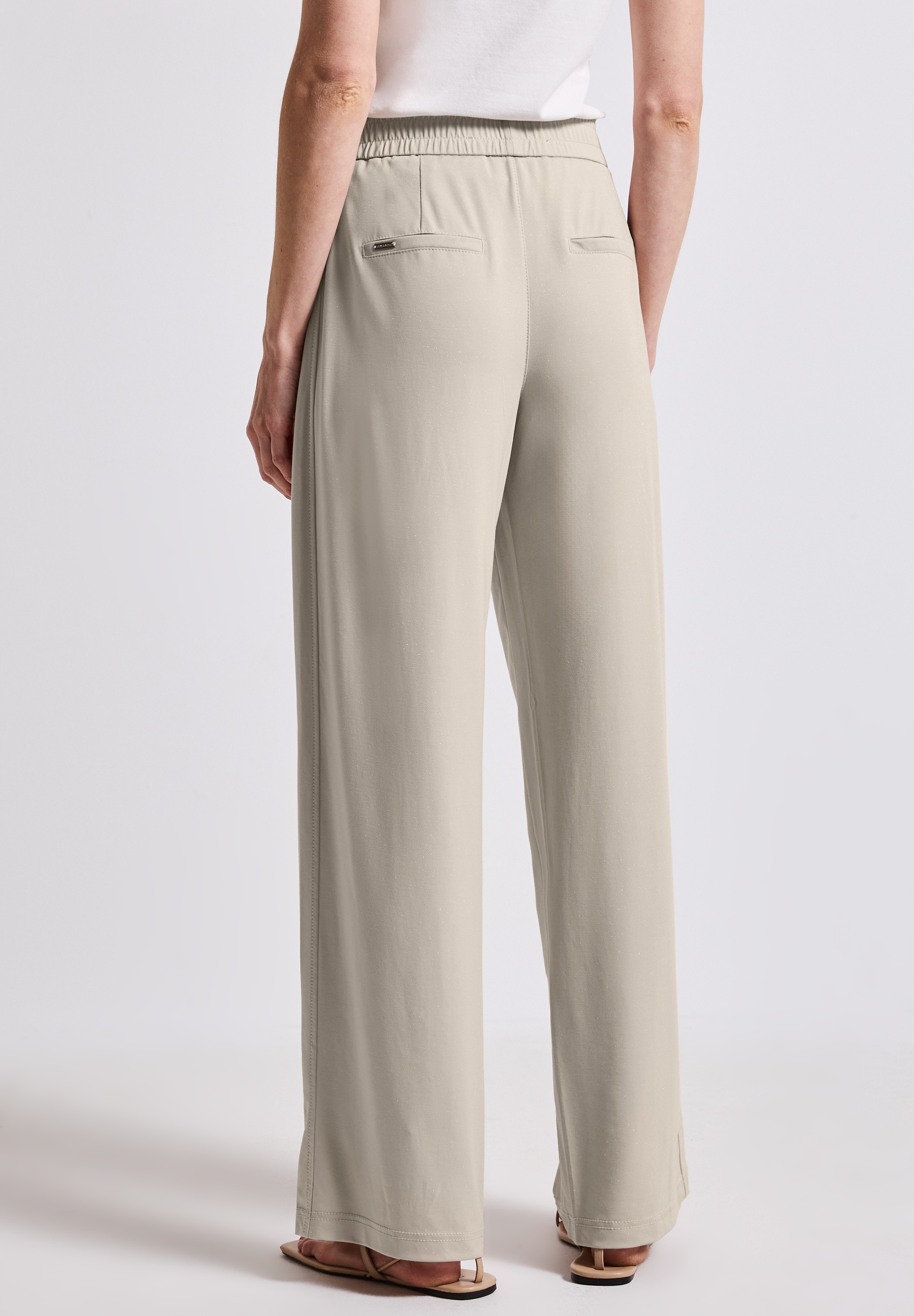 STREET ONE Stoffhose, mit schimmerndem Schnallendetail und weitem Bein günstig online kaufen