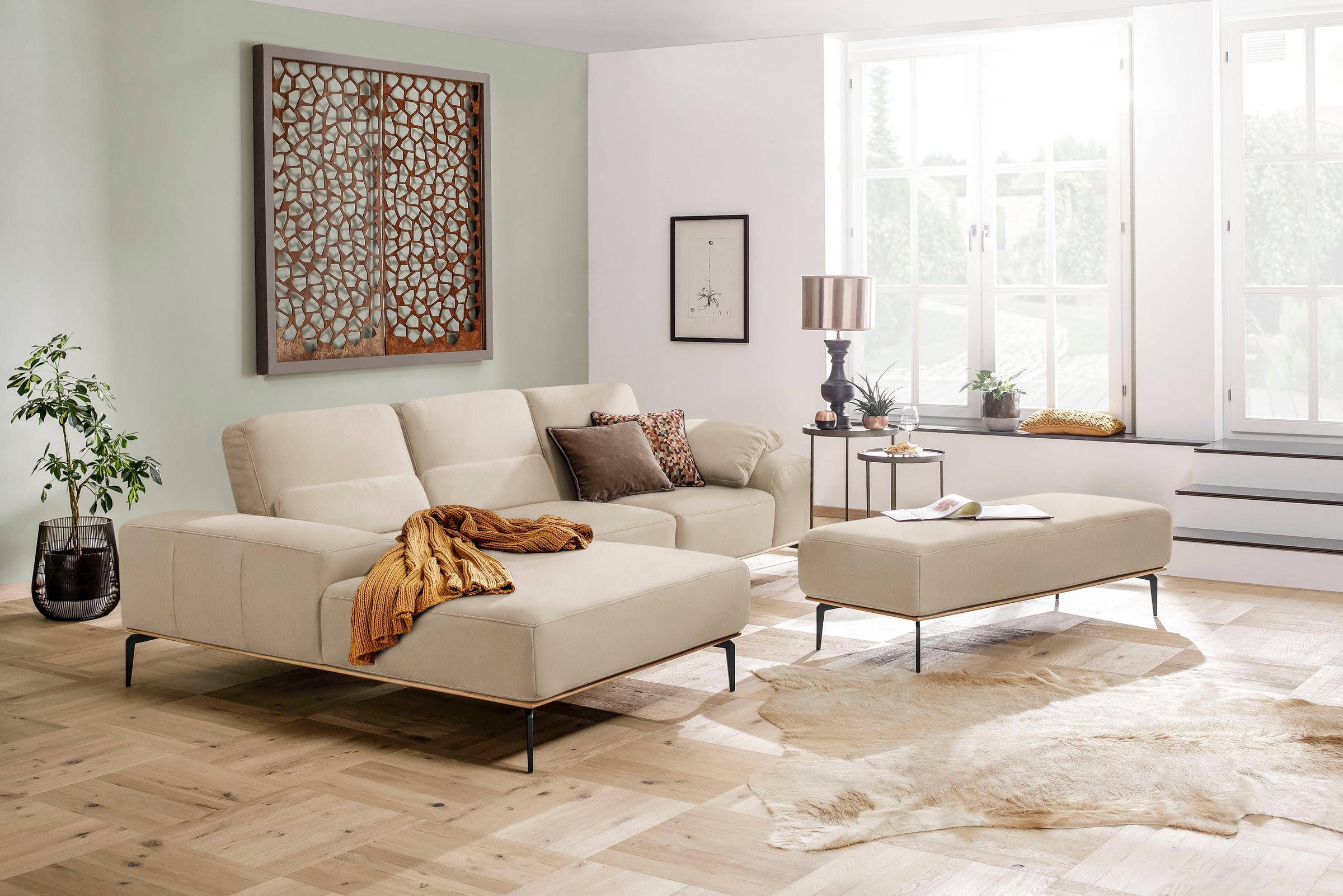 W.SCHILLIG Ecksofa »run, Designsofa mit tollem Sitzkomfort, bequem, L-Form«, mit Holzsockel, Füße in Schwarz pulverbeschichtet, Breite 299 cm