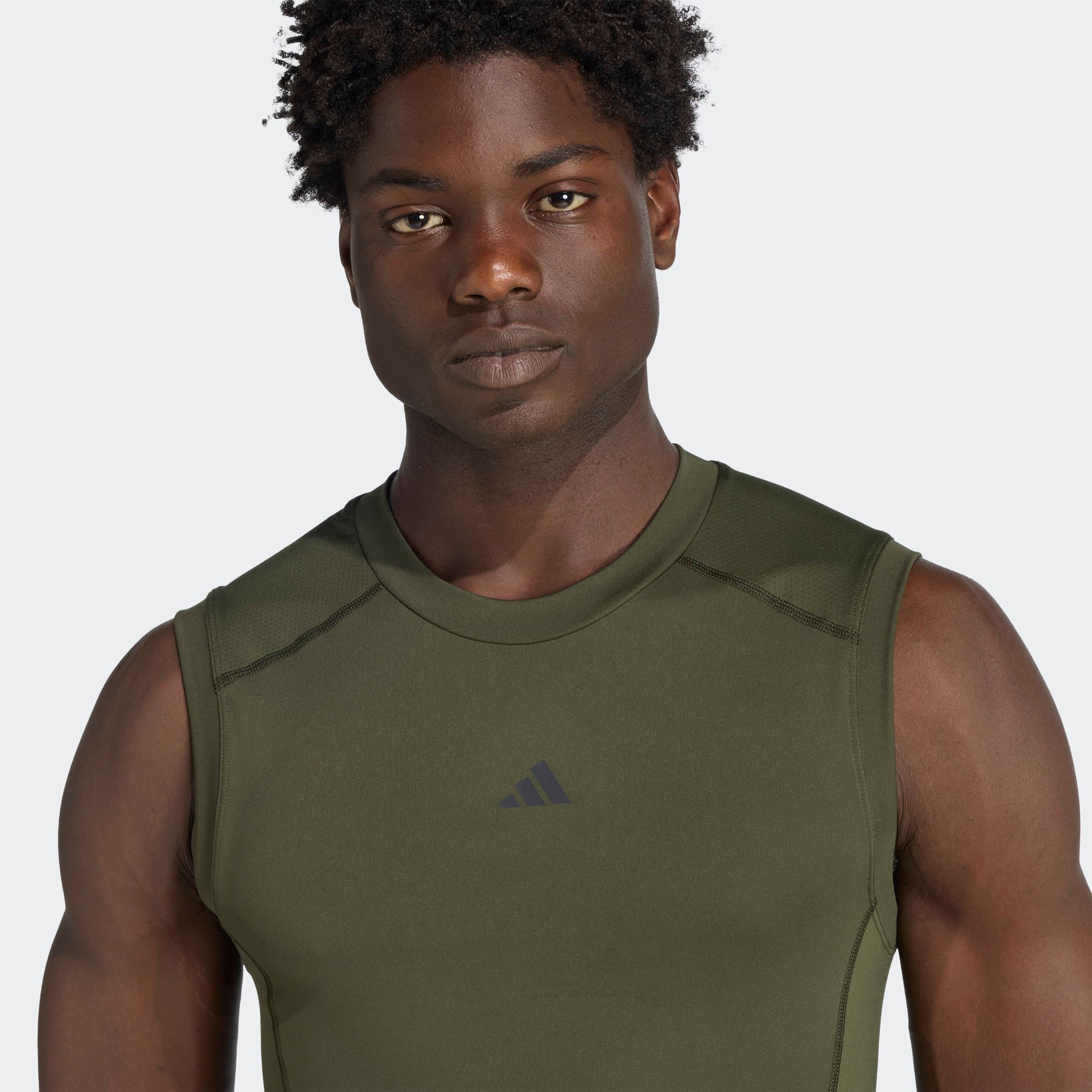 adidas Performance Tanktop »TECHFIT COMPRESSION TRAINING SLEEVELESS«