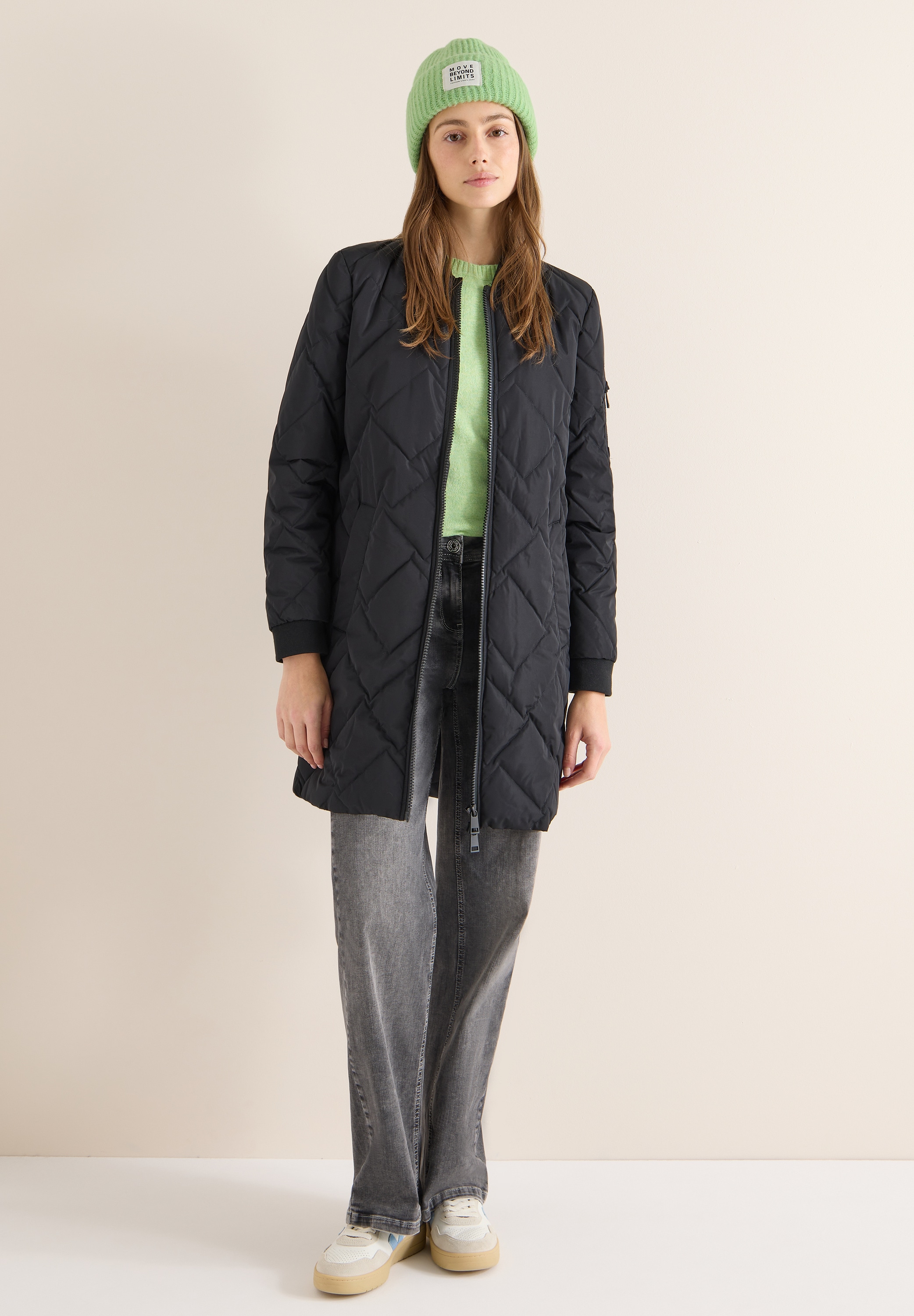 Cecil Schirmmütze aus softem Materialmix