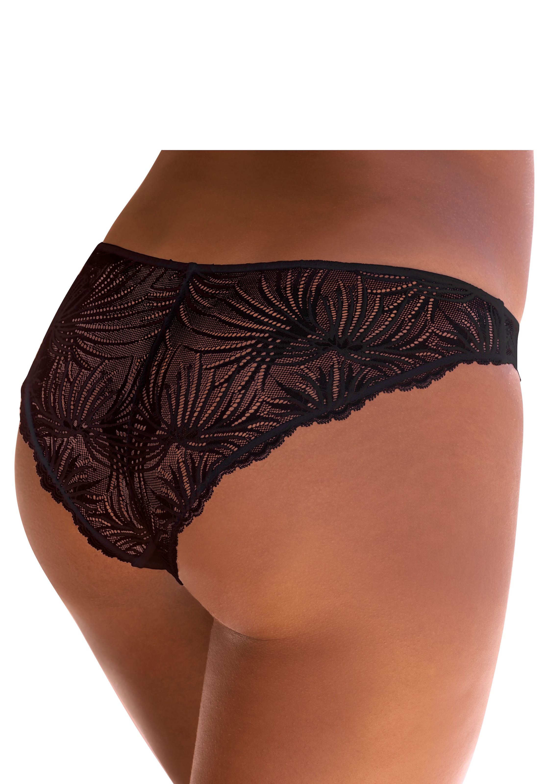 LASCANA Tanga »Alexia« rundum aus Spitze mit sexy Cut-Out