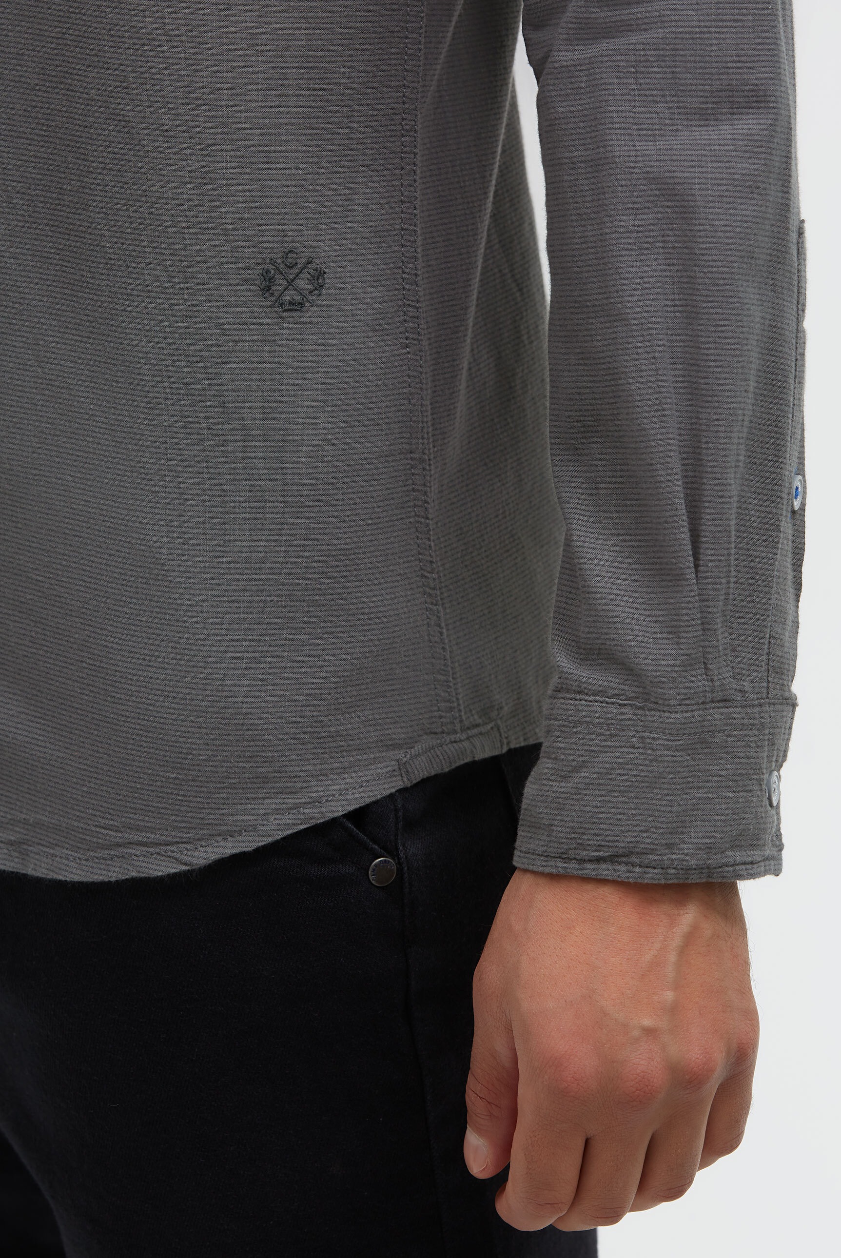 CMPD Langarmhemd mit filigranem Streifenmuster